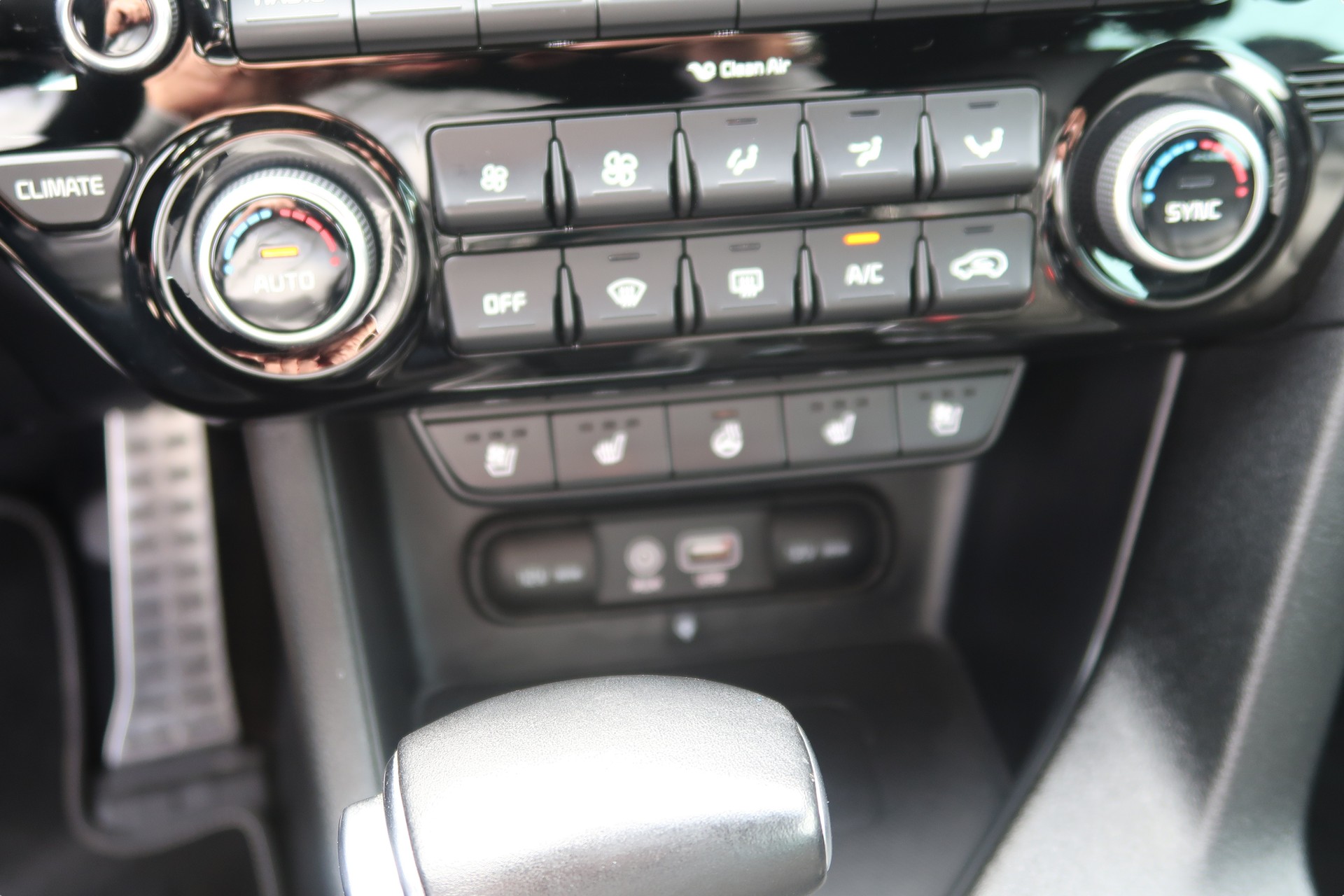 KIA Sportage 2.0CRDi Style GT Line 4WD Automat-image-16