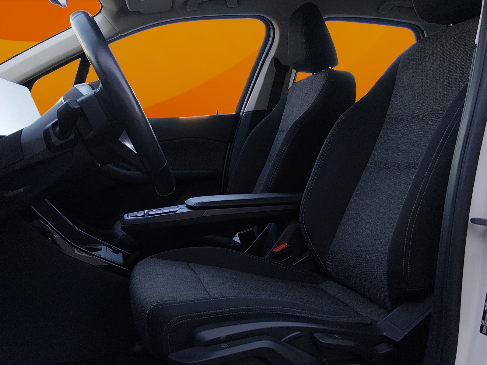 BMW 218d Active Tourer DKG-image-9