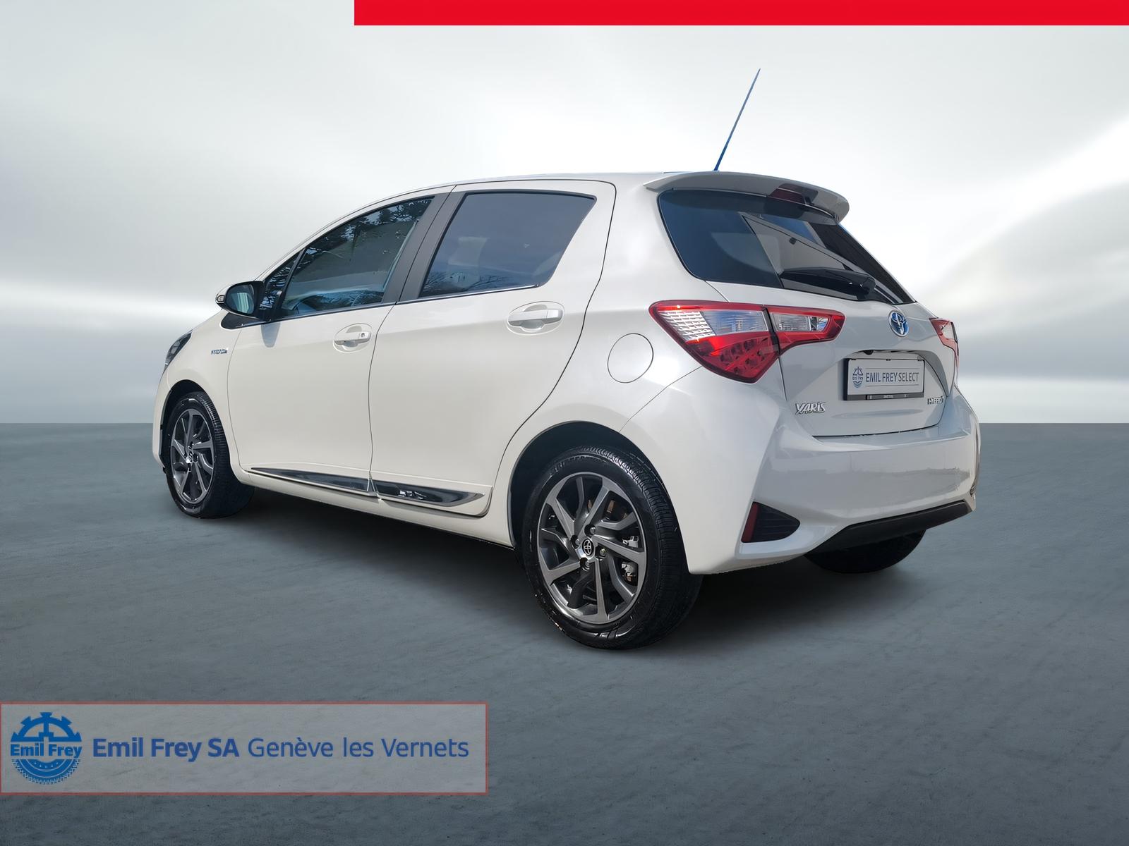 TOYOTA Yaris 1.5 VVT-i HSD Premium-image-7