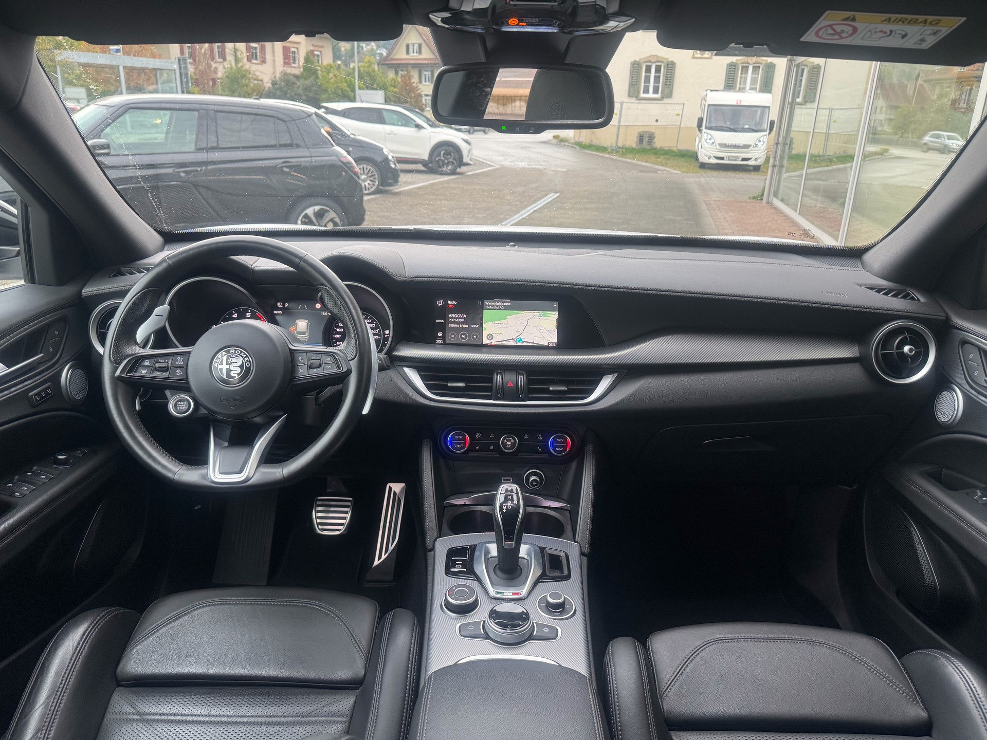 ALFA ROMEO Stelvio 2.0 Veloce Premium 21 Zoll Sky Q4-image-10