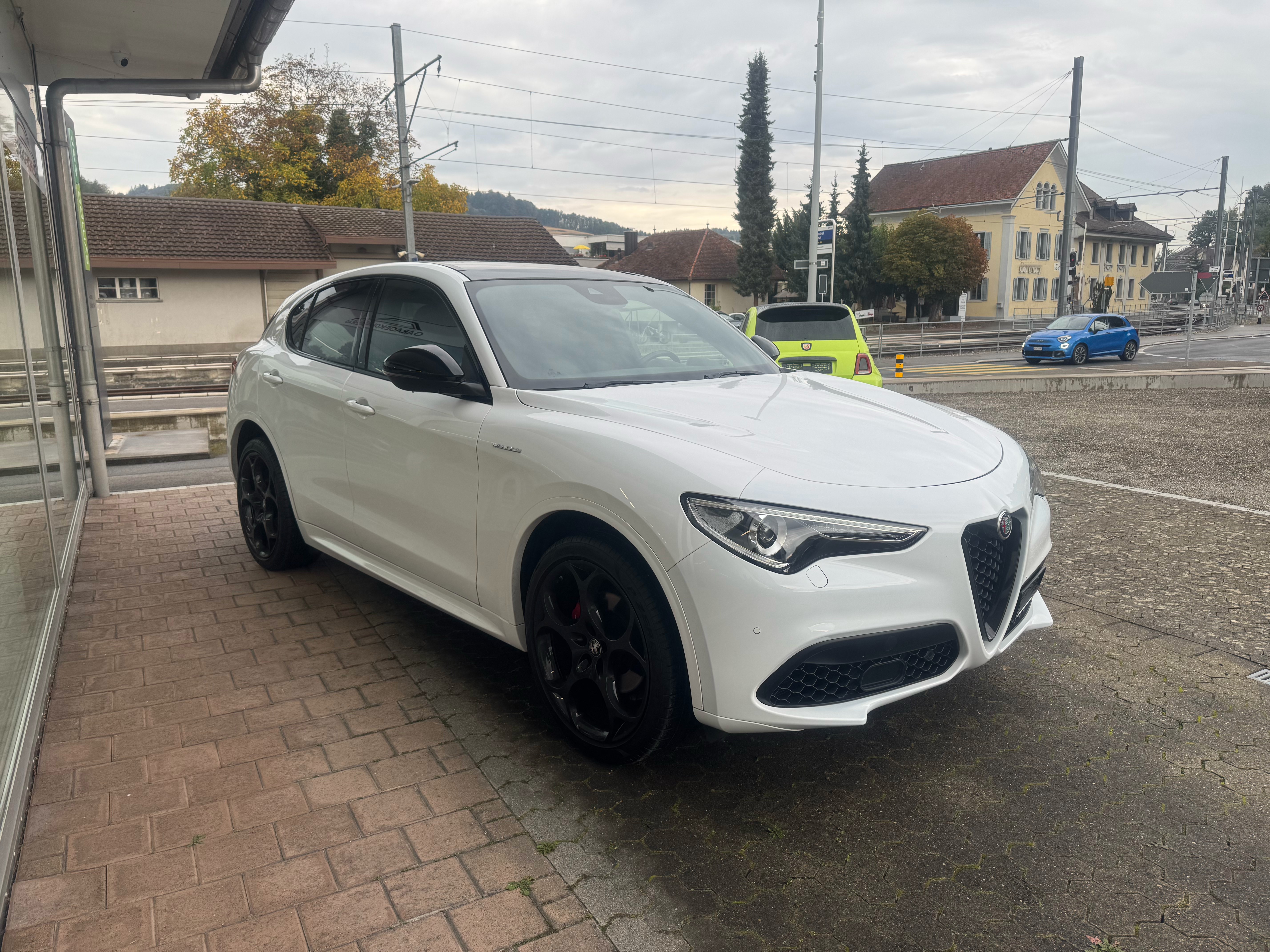 Car photo