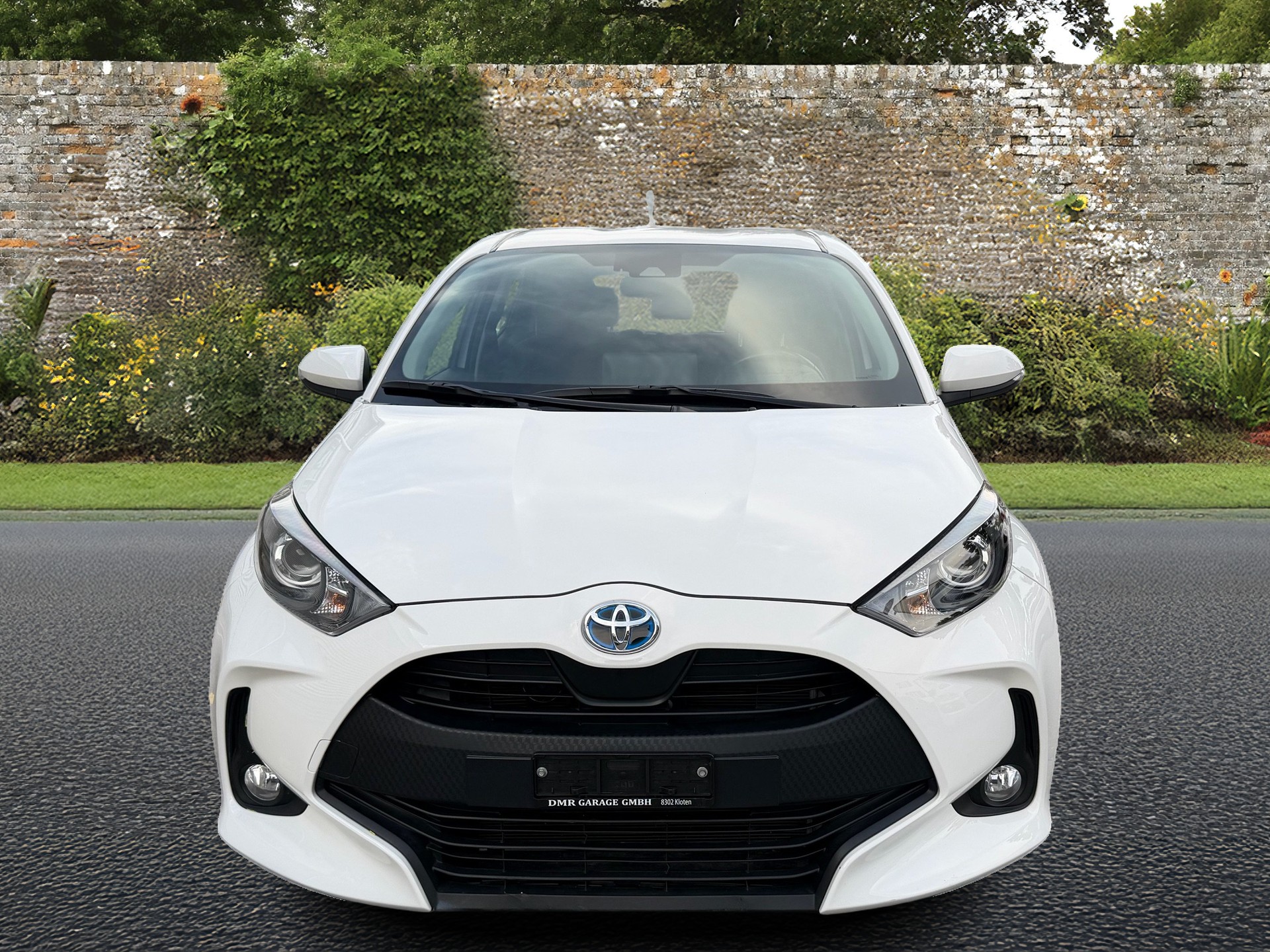 TOYOTA Yaris 1.5 Comfort e-CVT-image-7