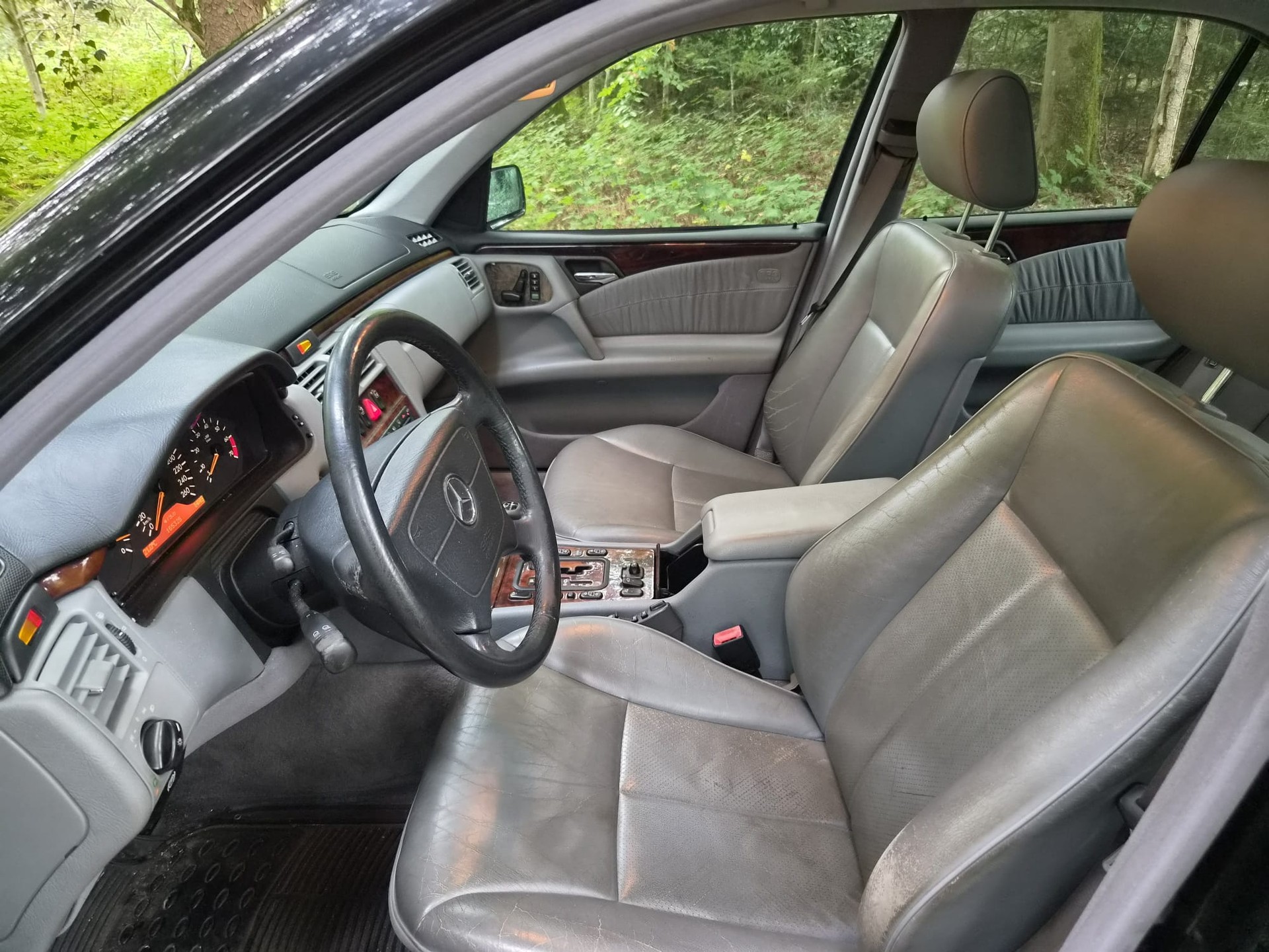 MERCEDES-BENZ E 430 Elégance Automatic-image-12