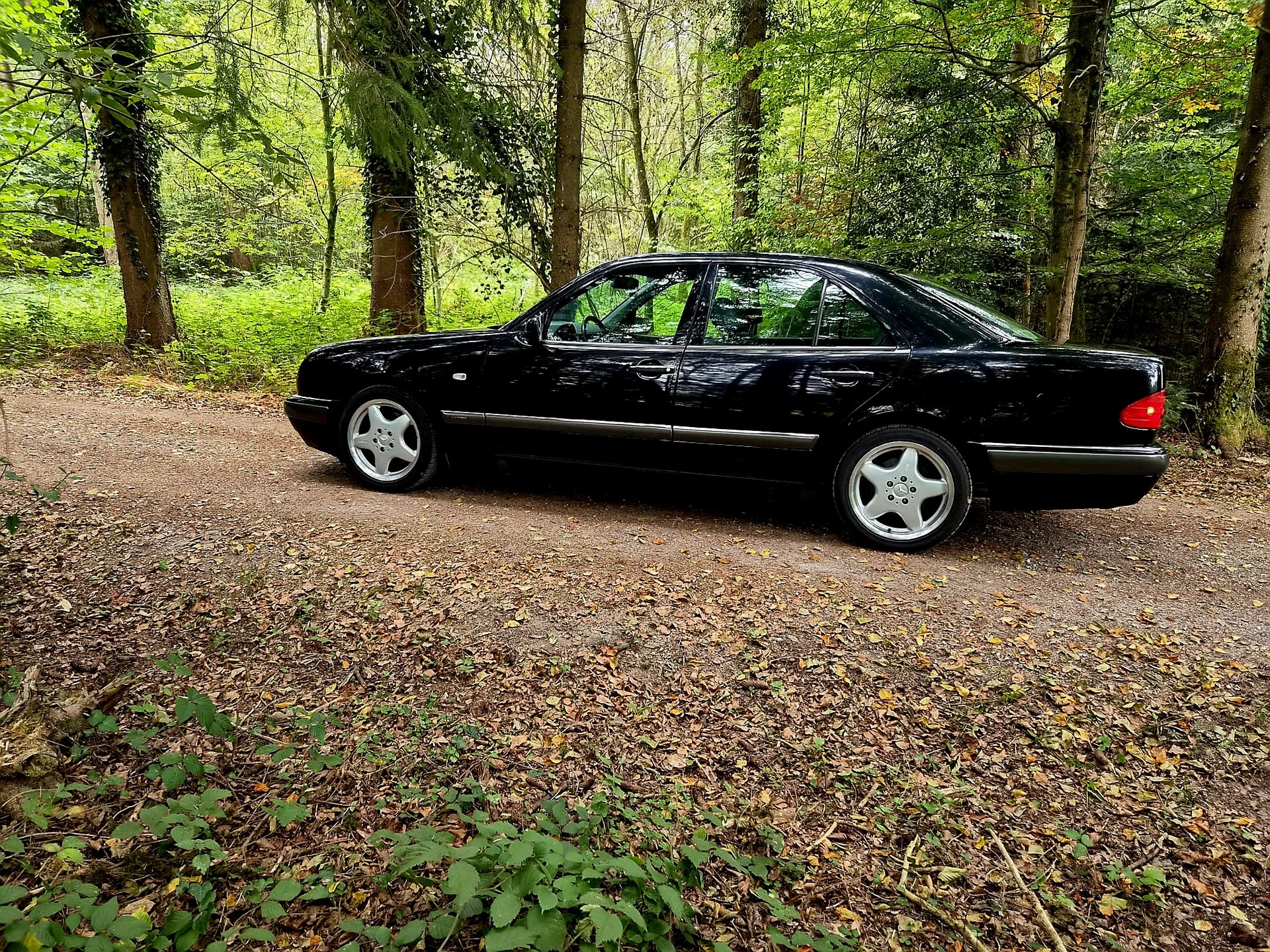 MERCEDES-BENZ E 430 Elégance Automatic-image-3