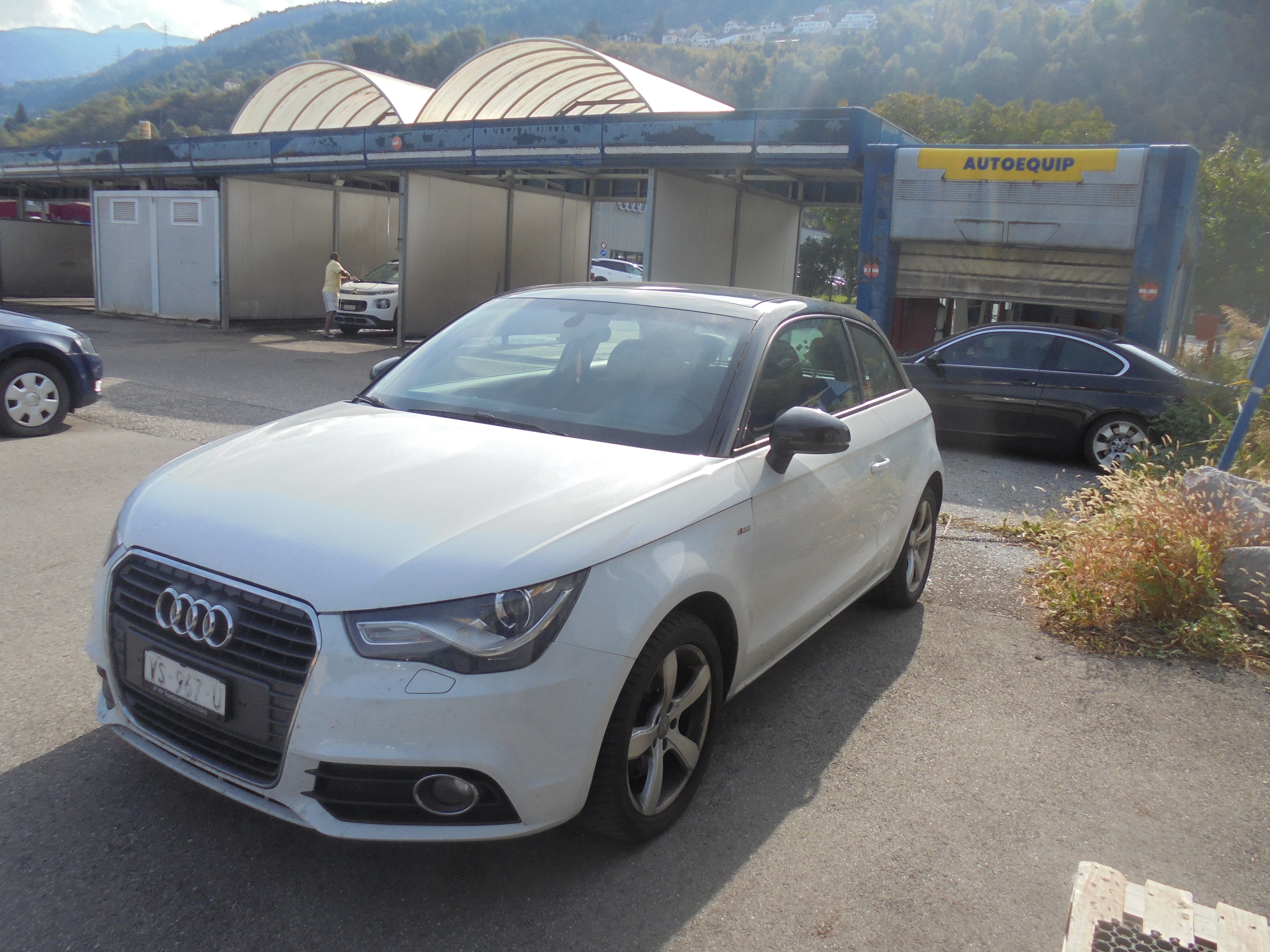 Car photo