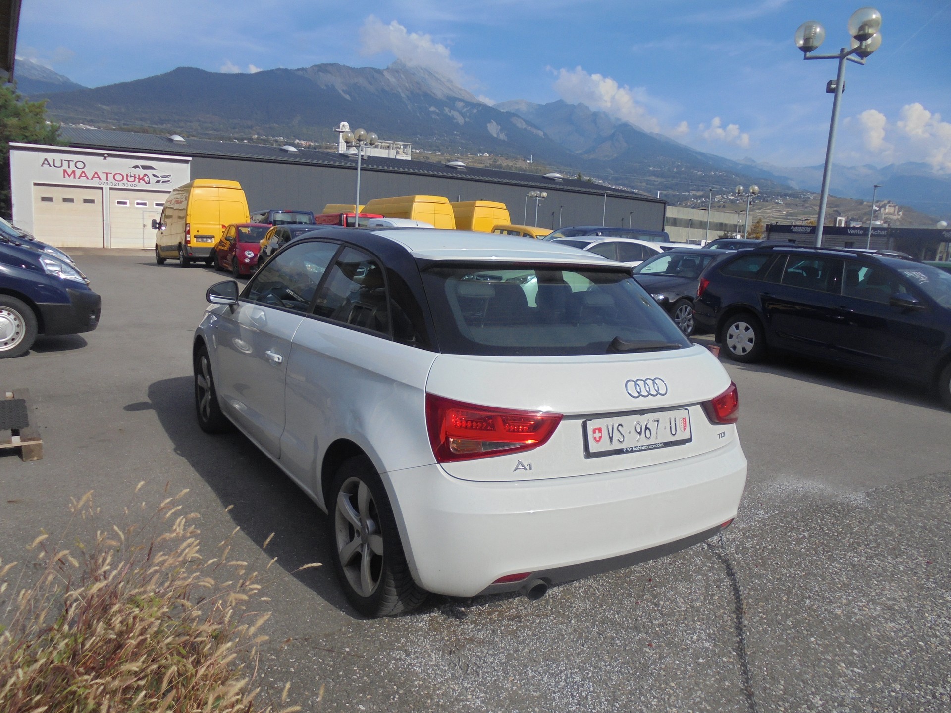 AUDI A1 Sportback 1.6 TDI Sport-image-5