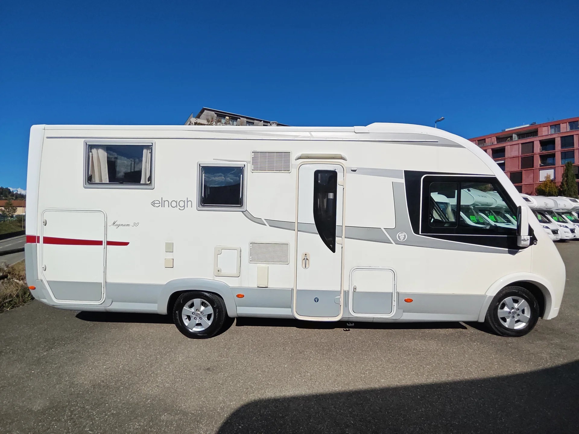 ELNAGH ***vollen Komfort für spontane Reisen – einfach einsteigen und losfahren ***-image-7
