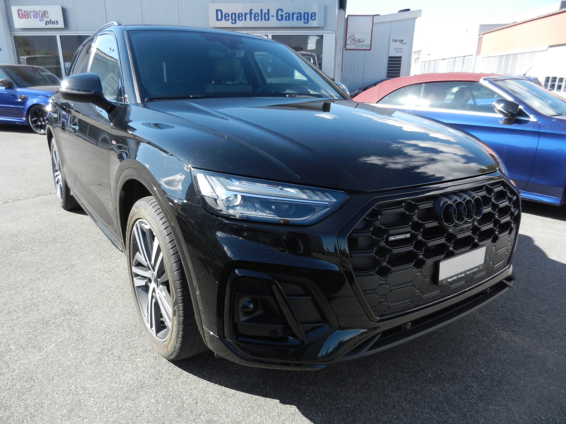 AUDI Q5 45 TFSI quattro S-tronic S-Line-image-0