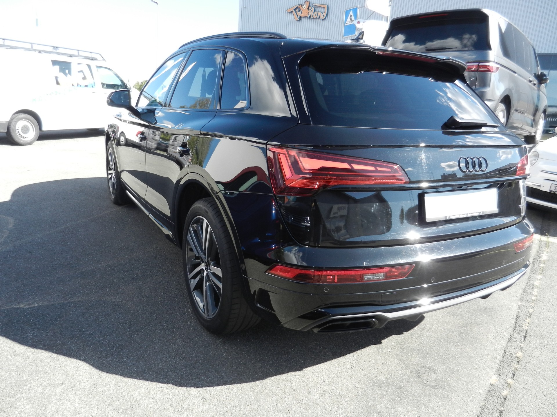 AUDI Q5 45 TFSI quattro S-tronic S-Line-image-2