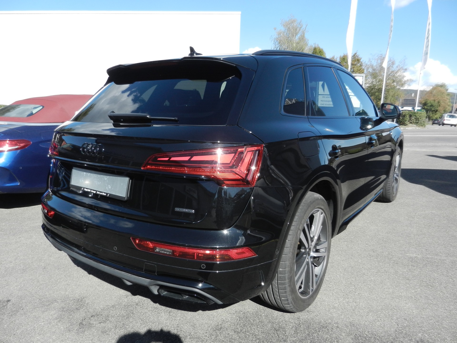 AUDI Q5 45 TFSI quattro S-tronic S-Line-image-3