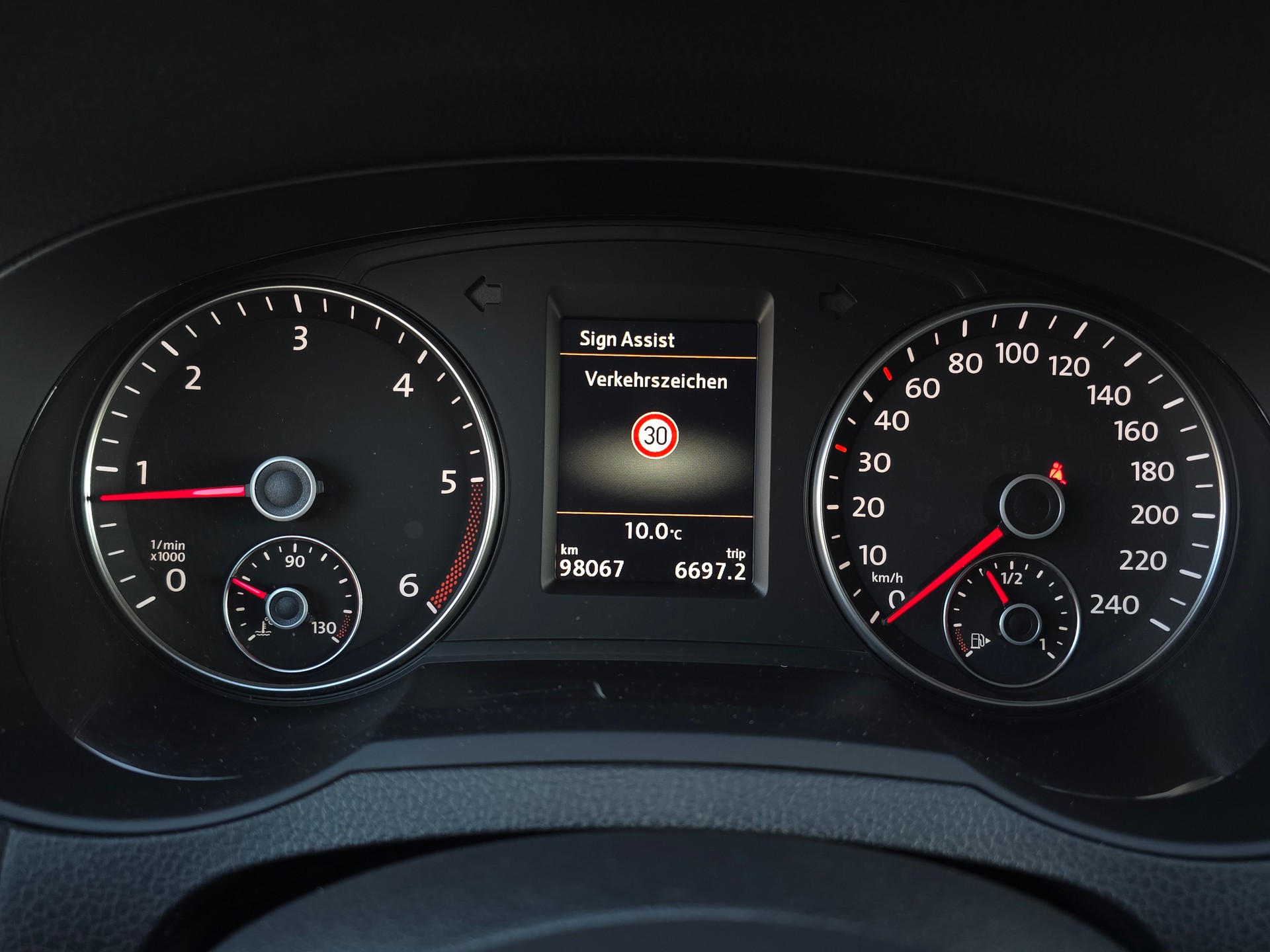 VW Sharan 2.0 TDI BMT Highline 4Motion DSG 7-Sitzer-image-13