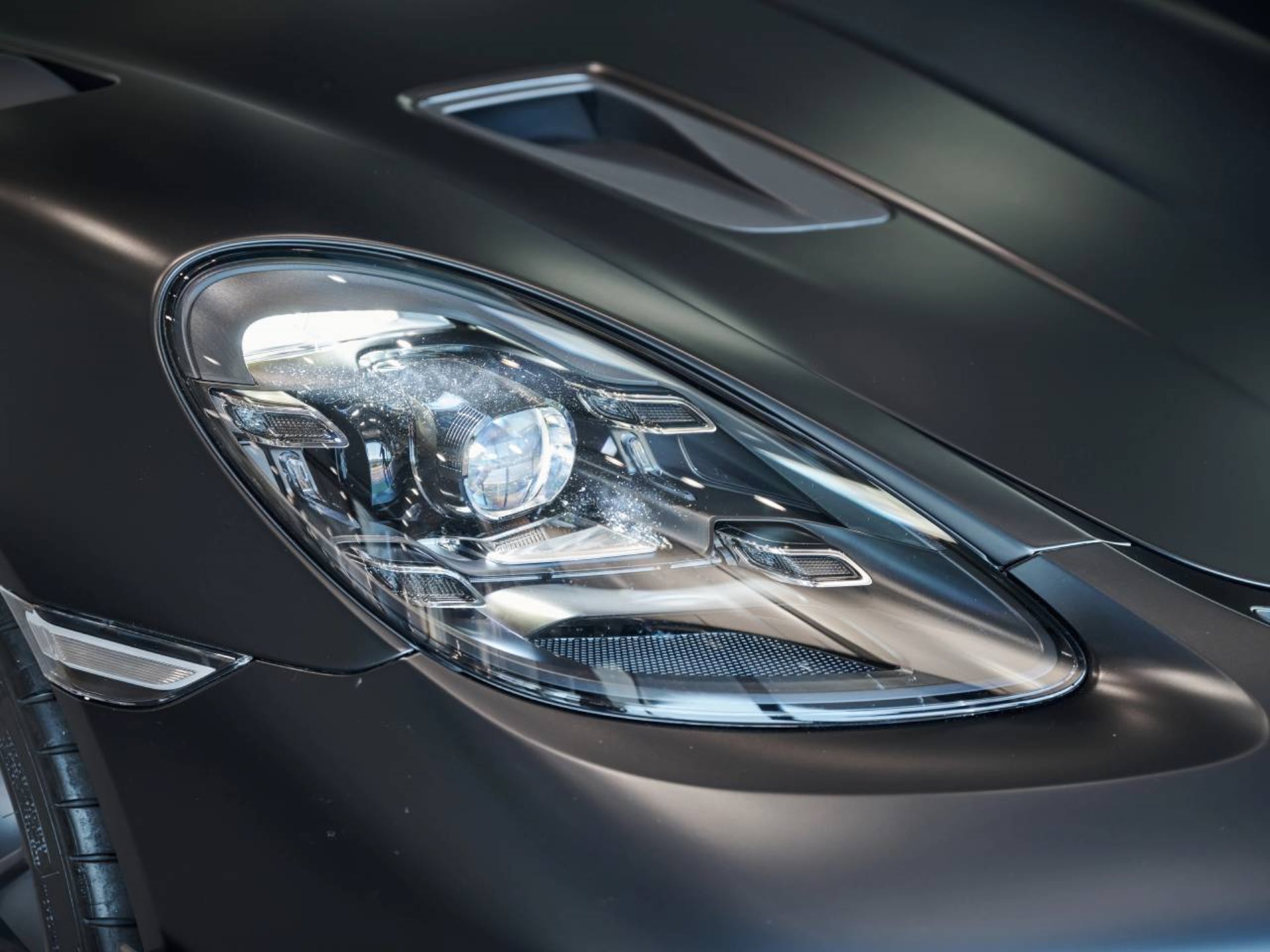 PORSCHE 718 Spyder RS-image-30