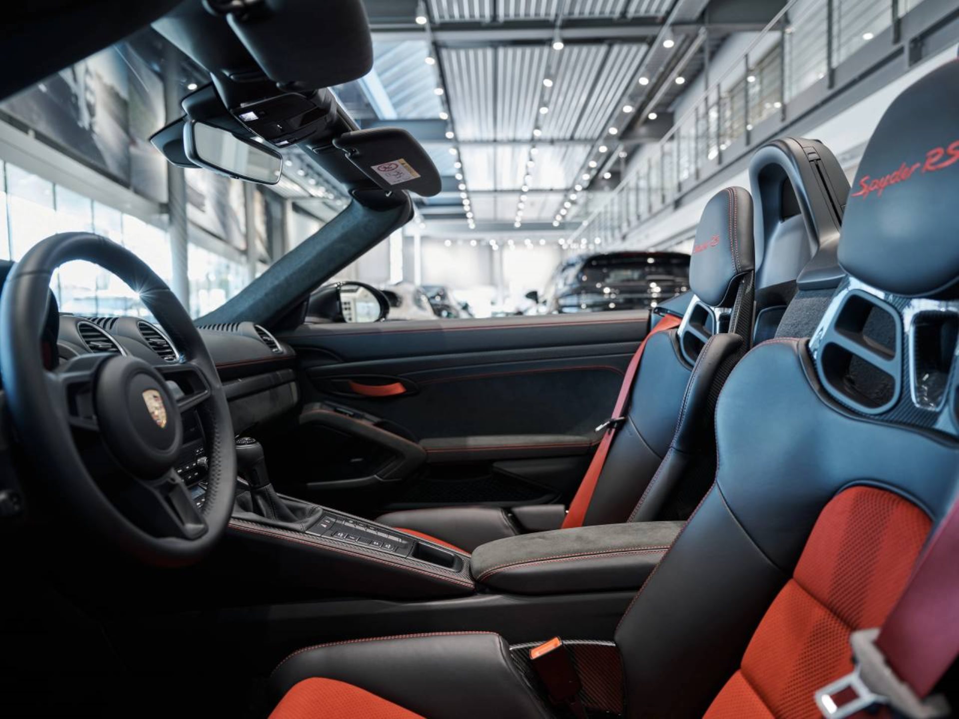 PORSCHE 718 Spyder RS-image-3