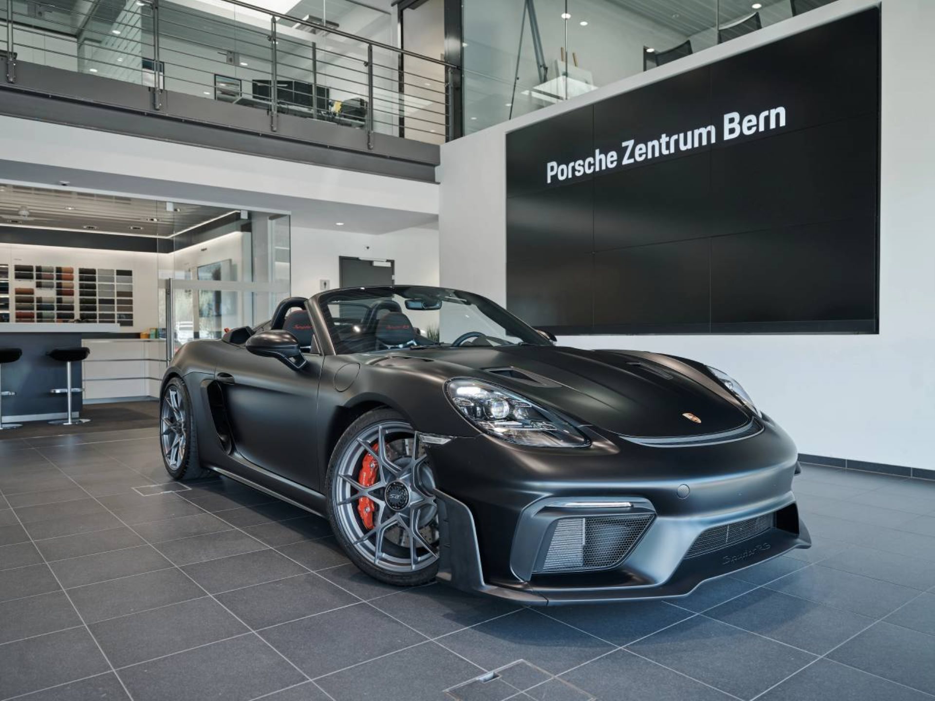 PORSCHE 718 Spyder RS-image-0