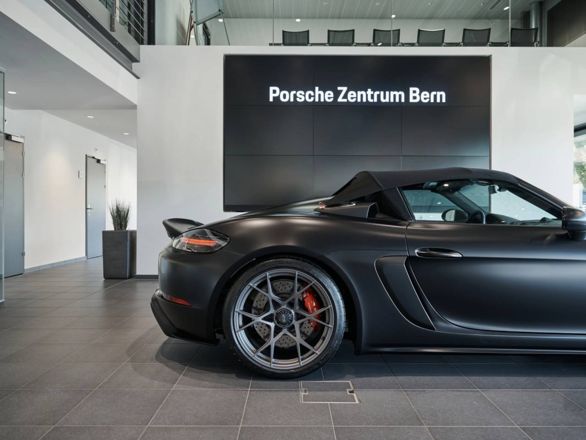 PORSCHE 718 Spyder RS-image-20