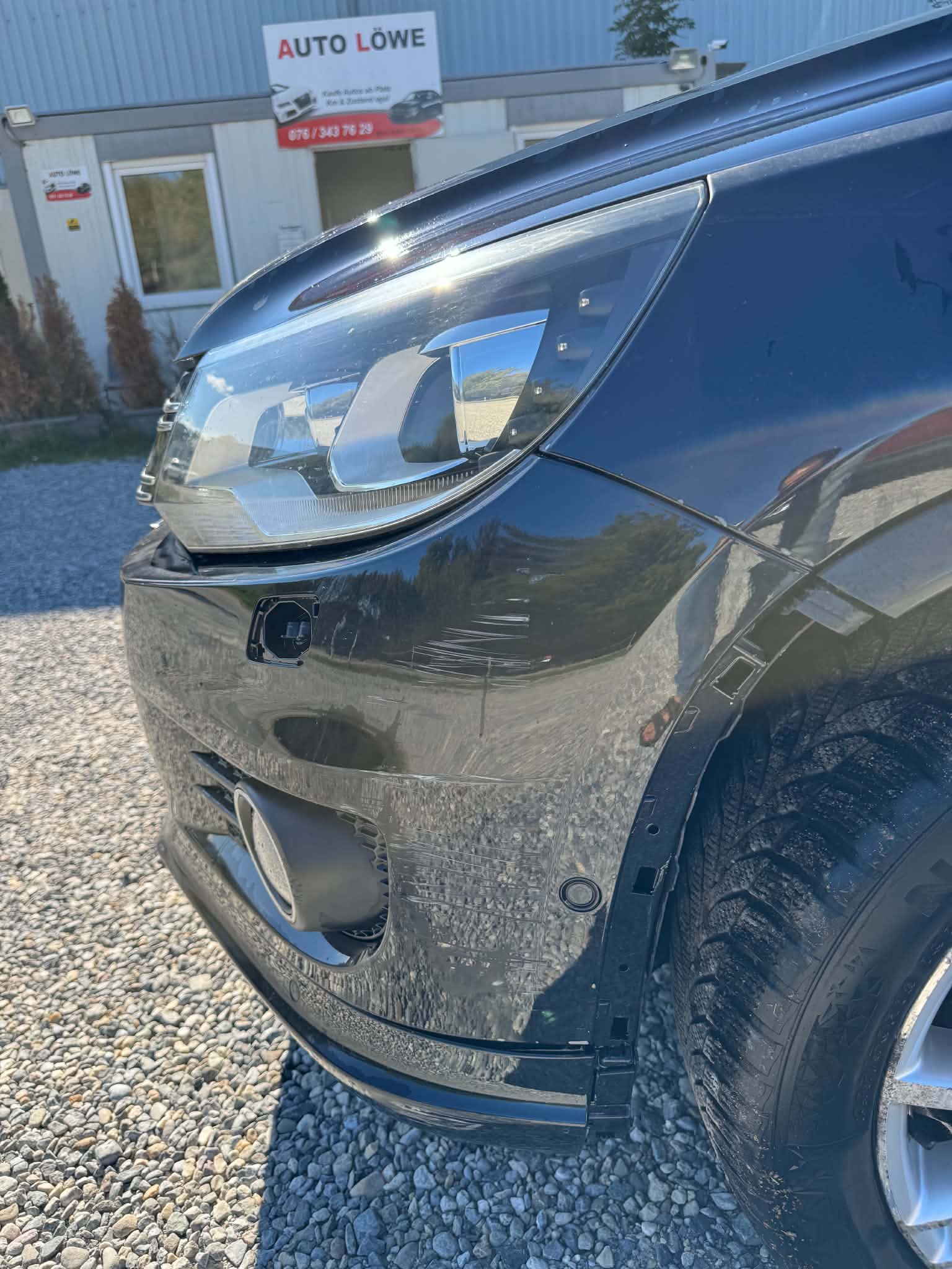 VW Tiguan 2.0 TDI R-Line Sport 4Motion-image-12