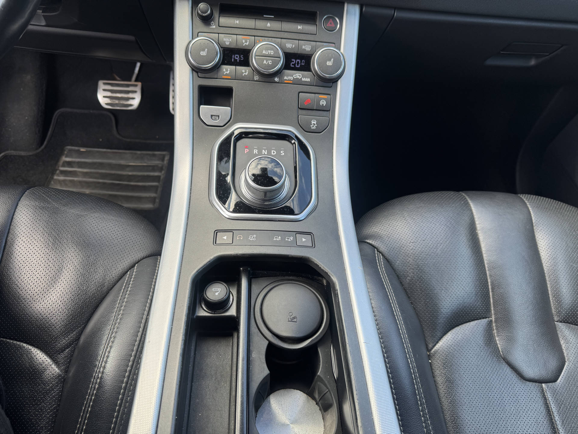 LAND ROVER Range Rover Evoque 2.0 Si4 Dynamic-image-10