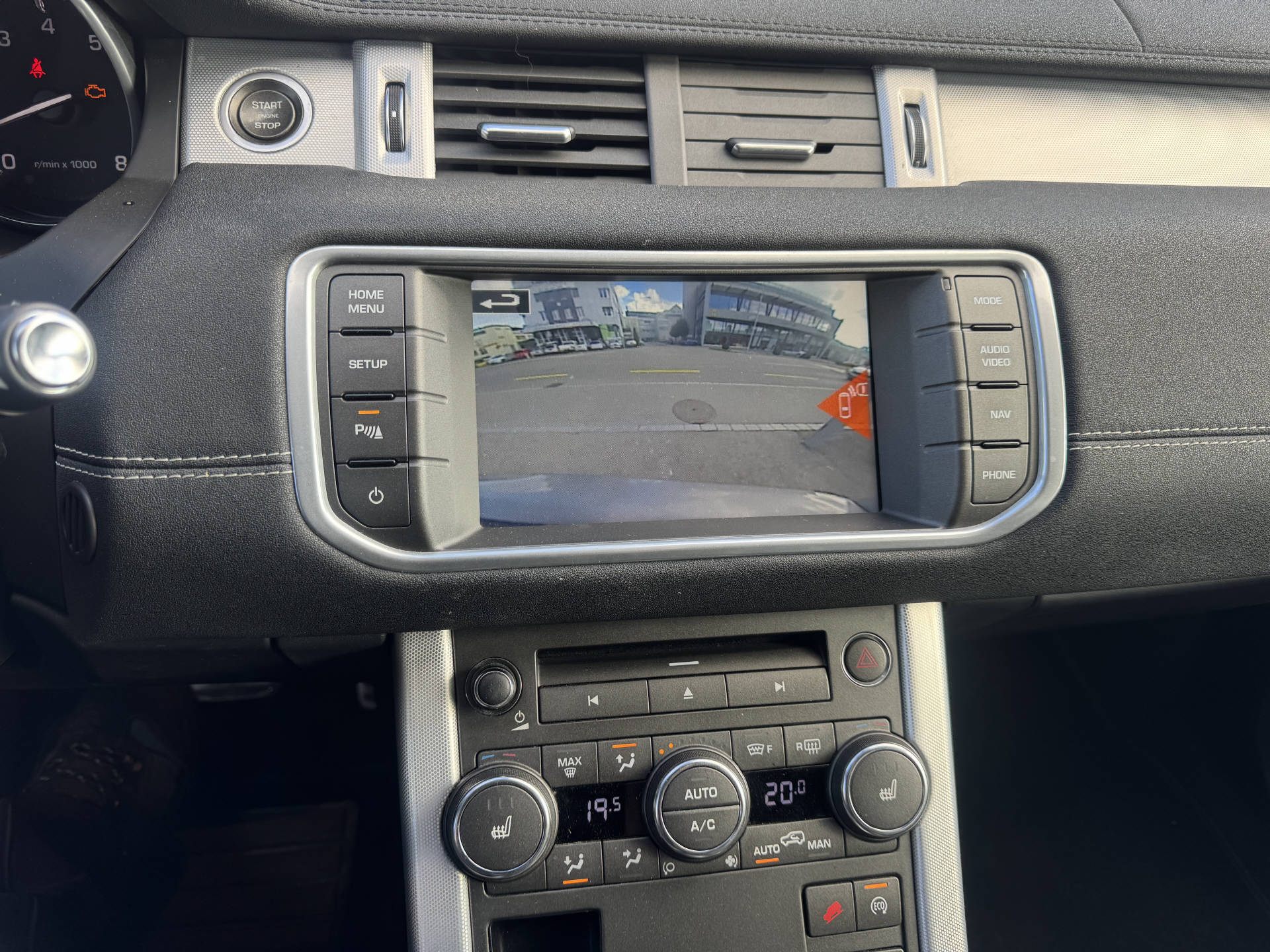 LAND ROVER Range Rover Evoque 2.0 Si4 Dynamic-image-8