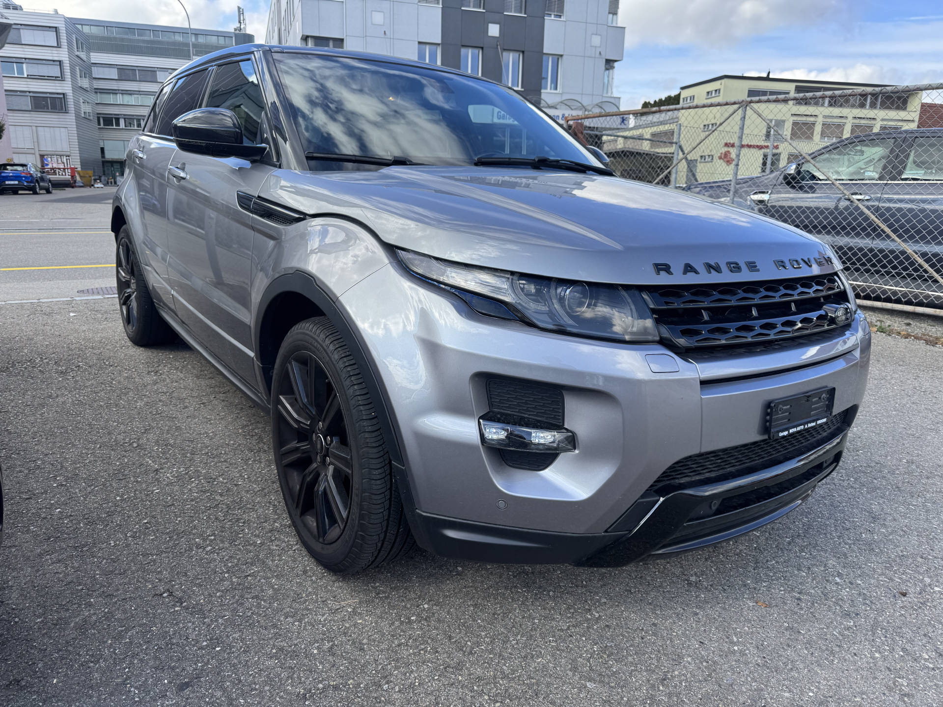 LAND ROVER Range Rover Evoque 2.0 Si4 Dynamic-image-2