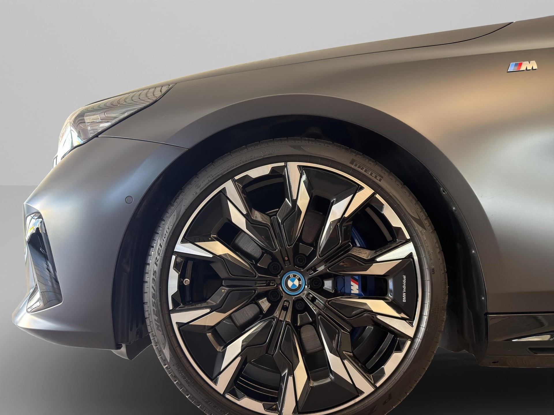 BMW i5 xDrive M60 Limousine-image-8
