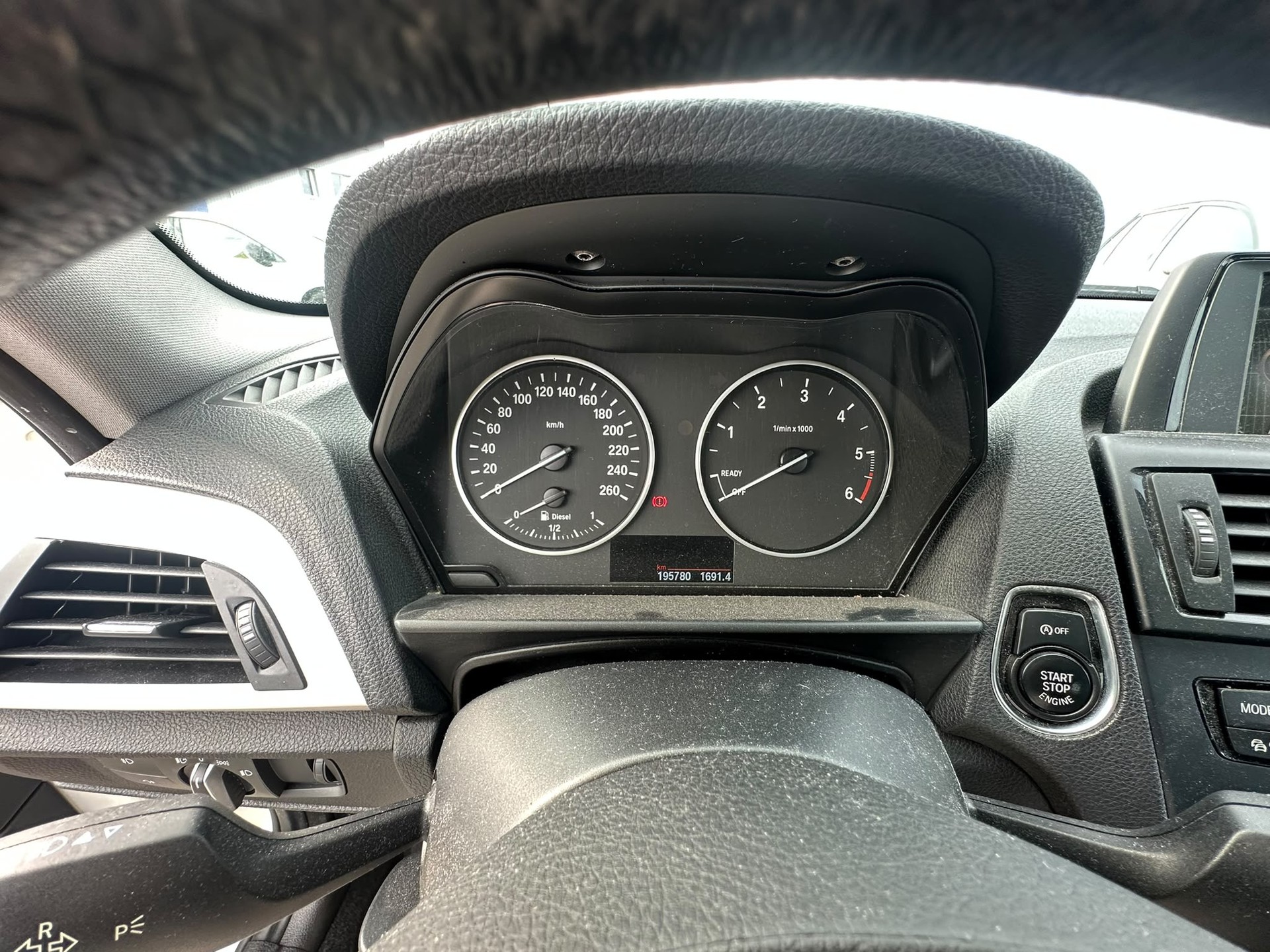 BMW 116d-image-8