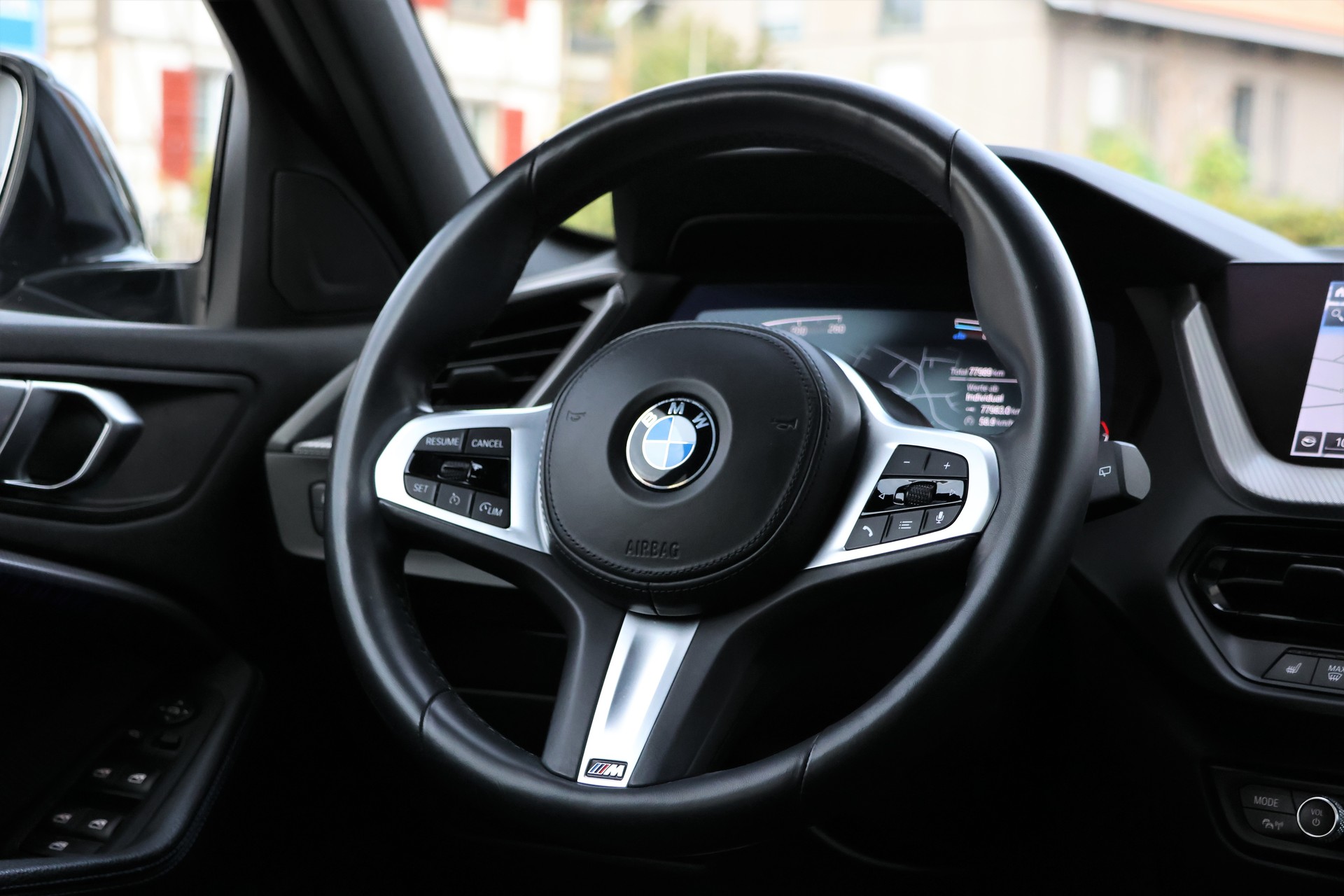 BMW 120d xDrive Steptronic M Sport-image-14