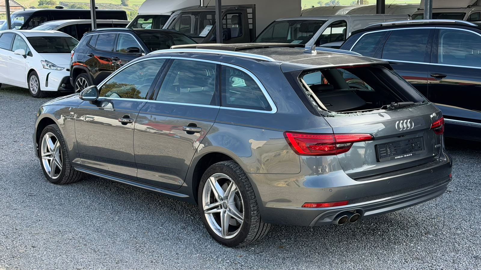 AUDI A4 Avant 3.0 TDI Sport quattro tiptronic-image-6