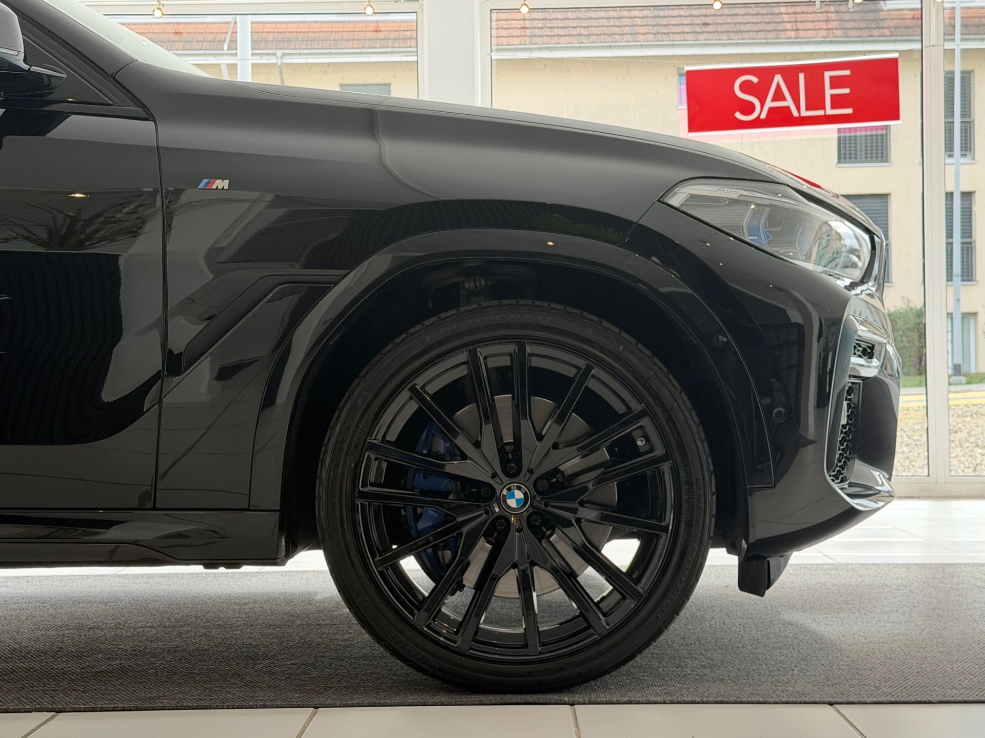 BMW X6 M50i Steptronic **TOP Zustand**-image-4