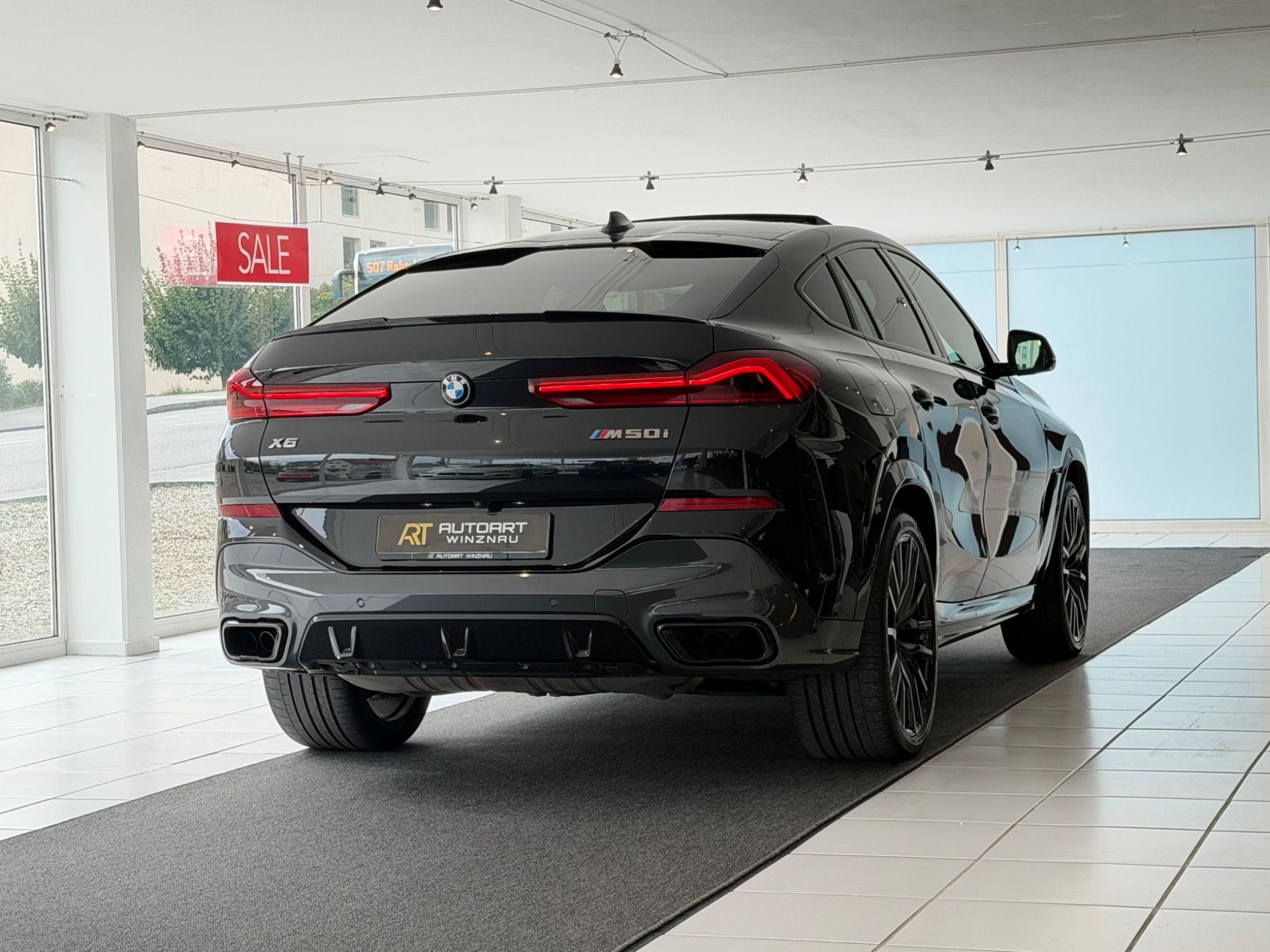 BMW X6 M50i Steptronic **TOP Zustand**-image-6