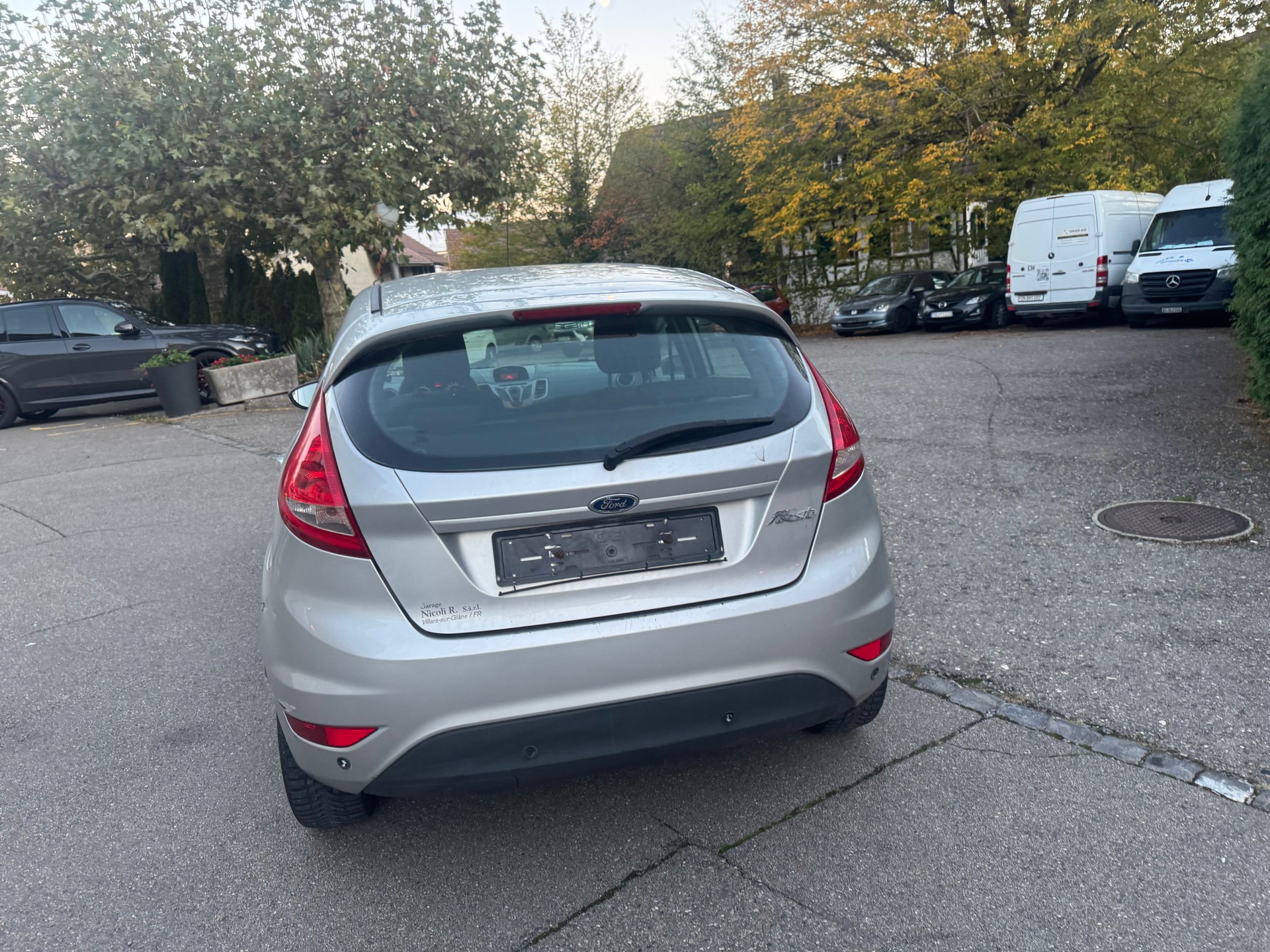 FORD Fiesta 1.4 16V Titanium-image-2