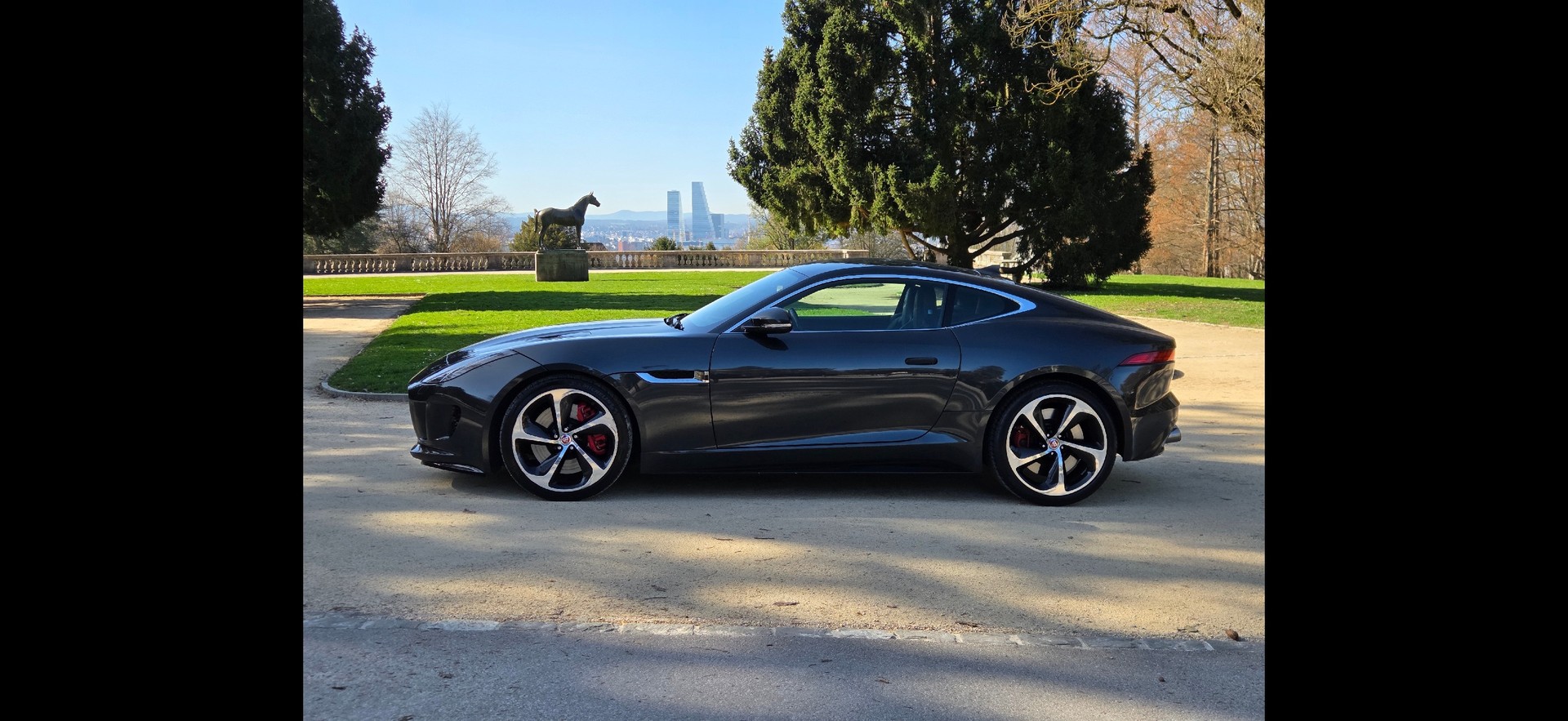 JAGUAR 5.0 V8 R AWD-image-1