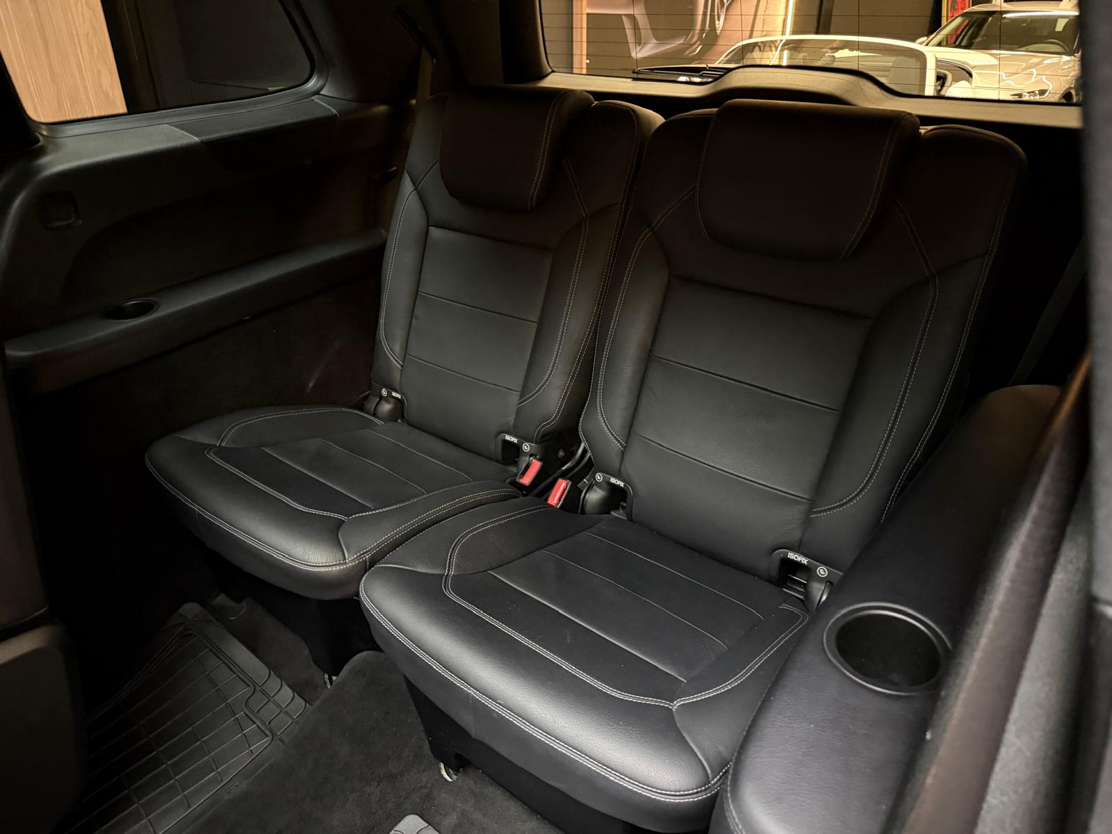 MERCEDES-BENZ GL 350 BlueTEC 4Matic 7G-TRONIC-image-19