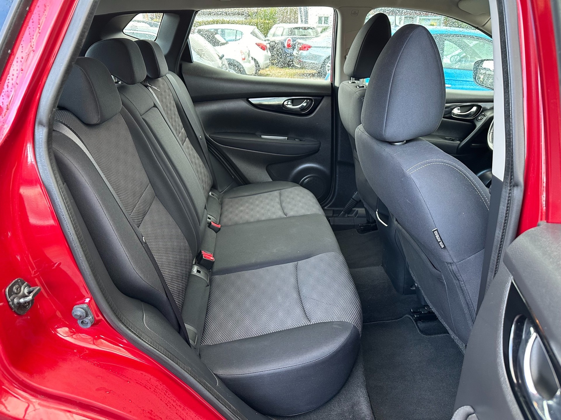 NISSAN Qashqai 1.6 dCi tekna Xtronic CVT-image-10
