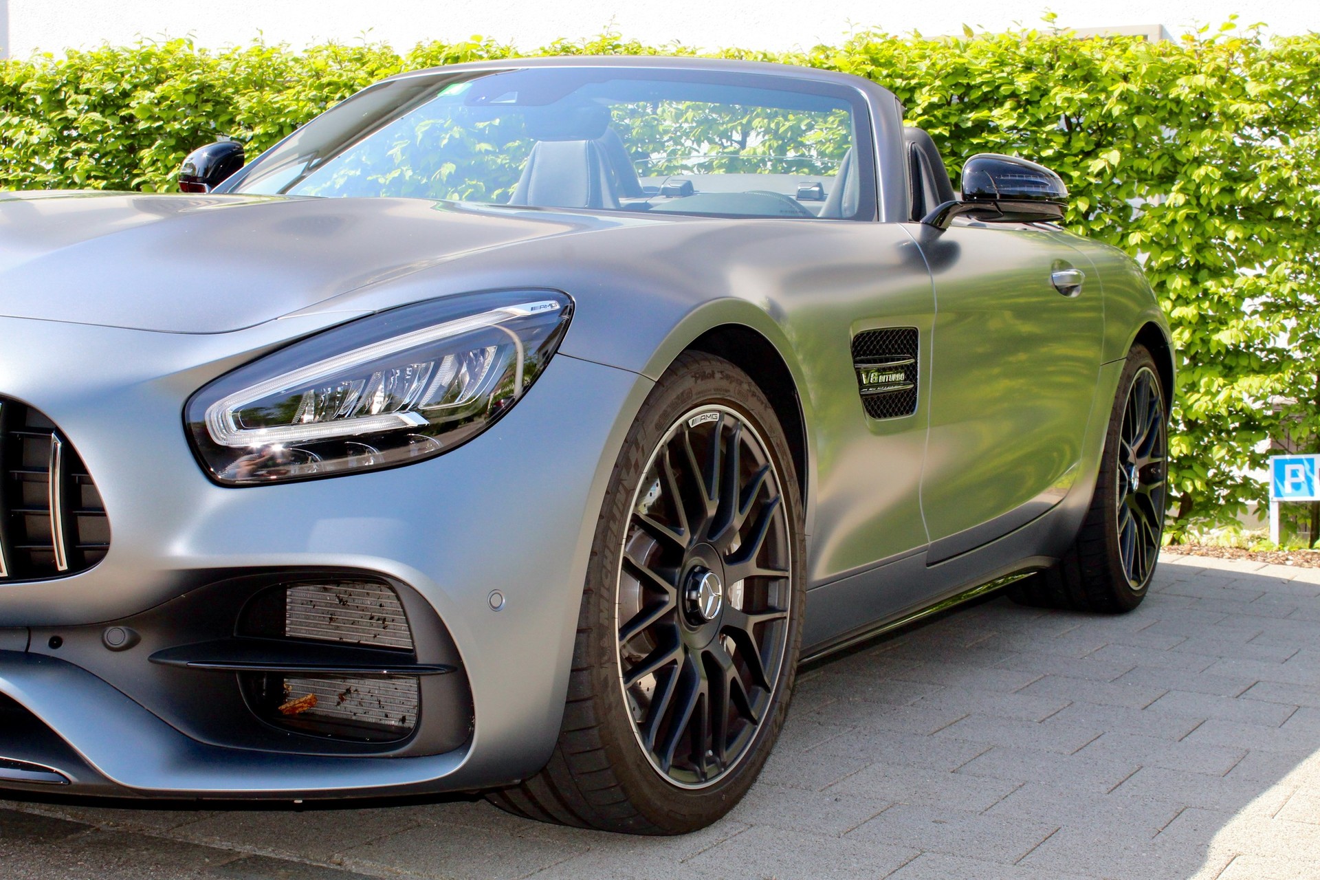 MERCEDES-BENZ AMG GT Roadster Speedshift DCT-image-9