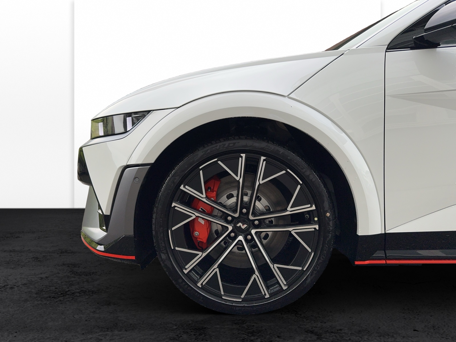 HYUNDAI Ioniq 5 N Electric 4WD 84kWh-image-15