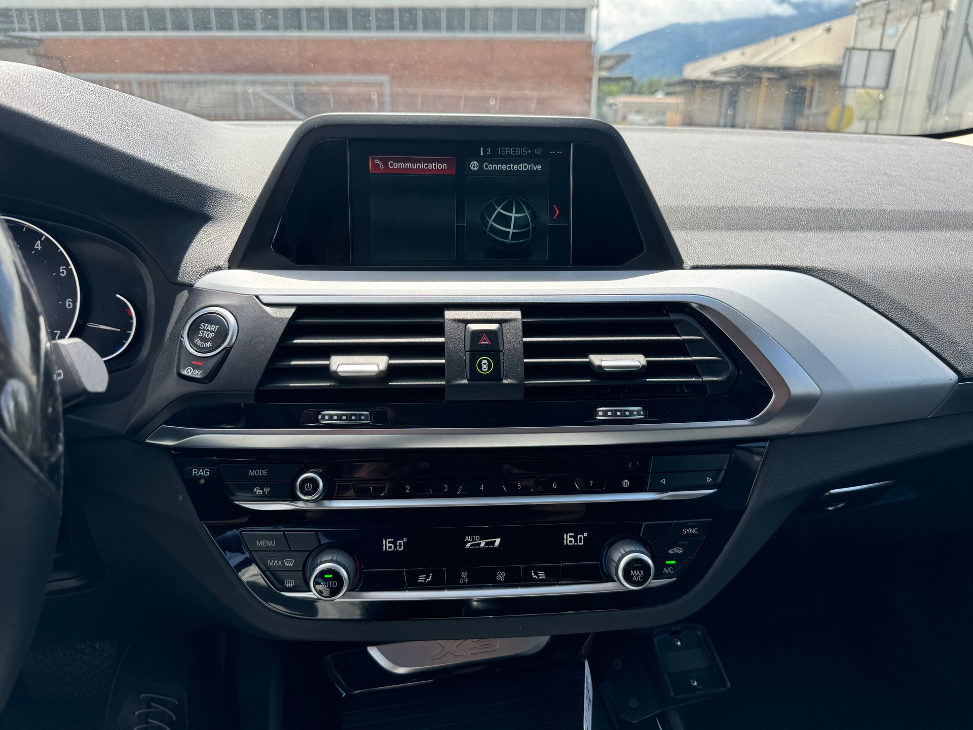 BMW X3 xDrive 30i Steptronic-image-11