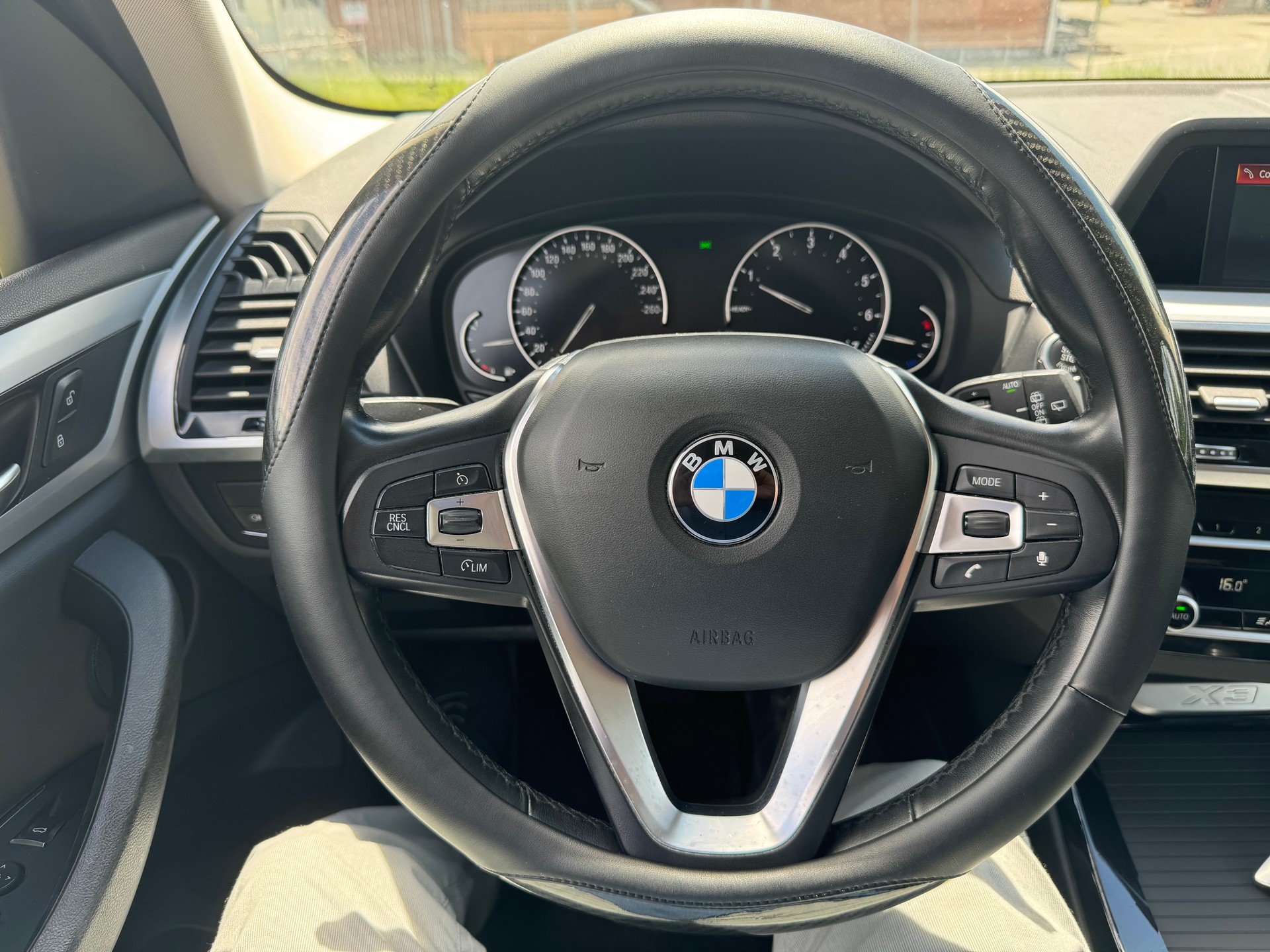 BMW X3 xDrive 30i Steptronic-image-9