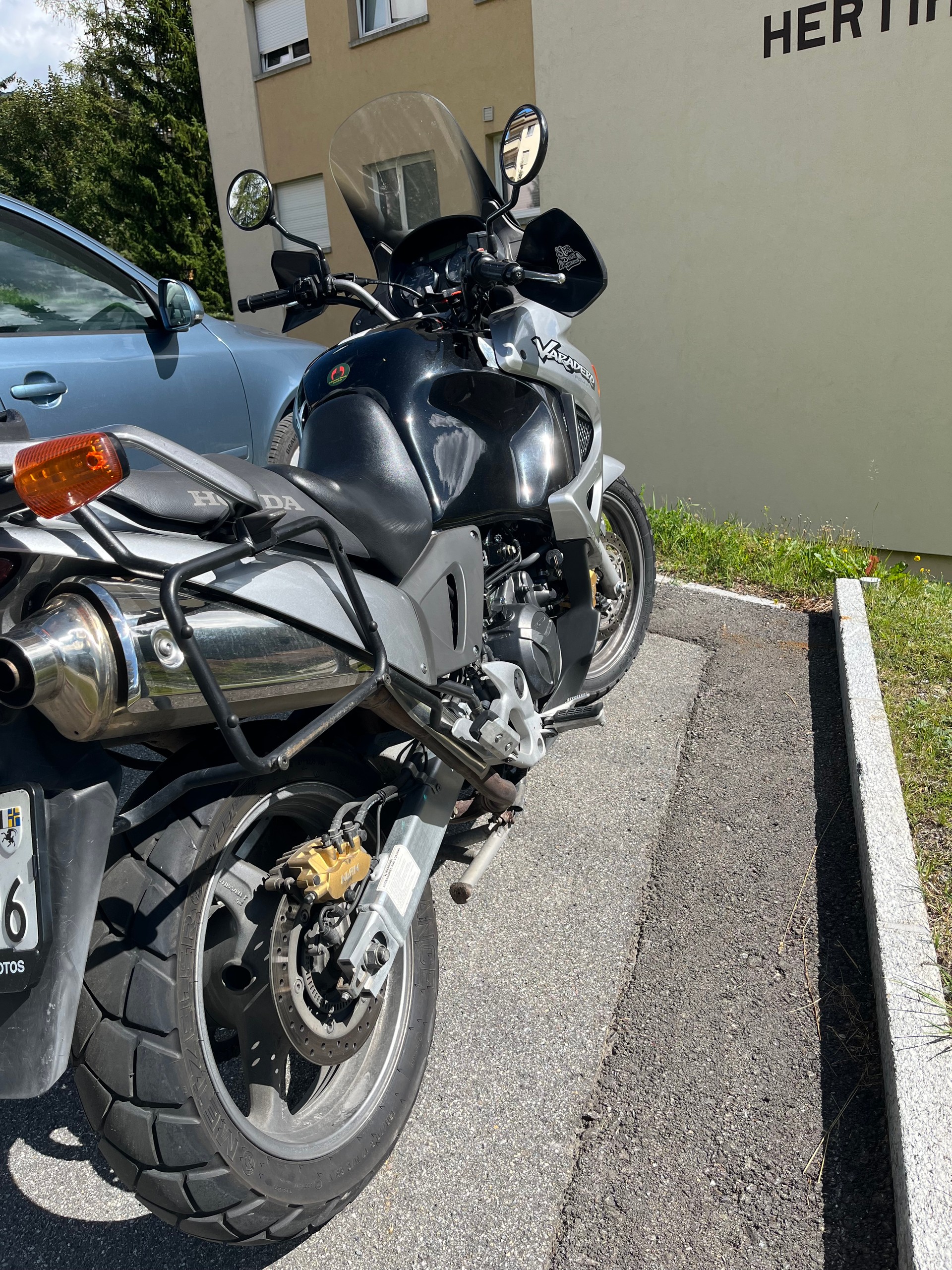 HONDA XL 1000 V Varadero ABS-image-3