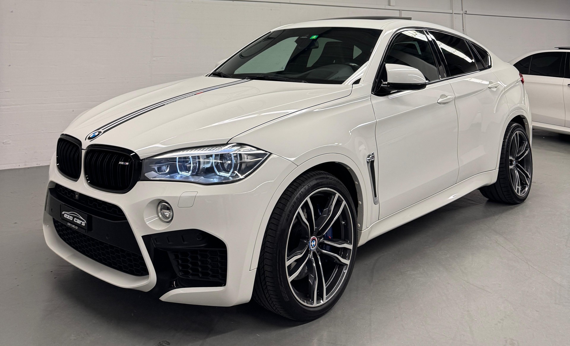 BMW X6M Limited White Black Performance Steptronic Aktionleasing ab 499.--image-3