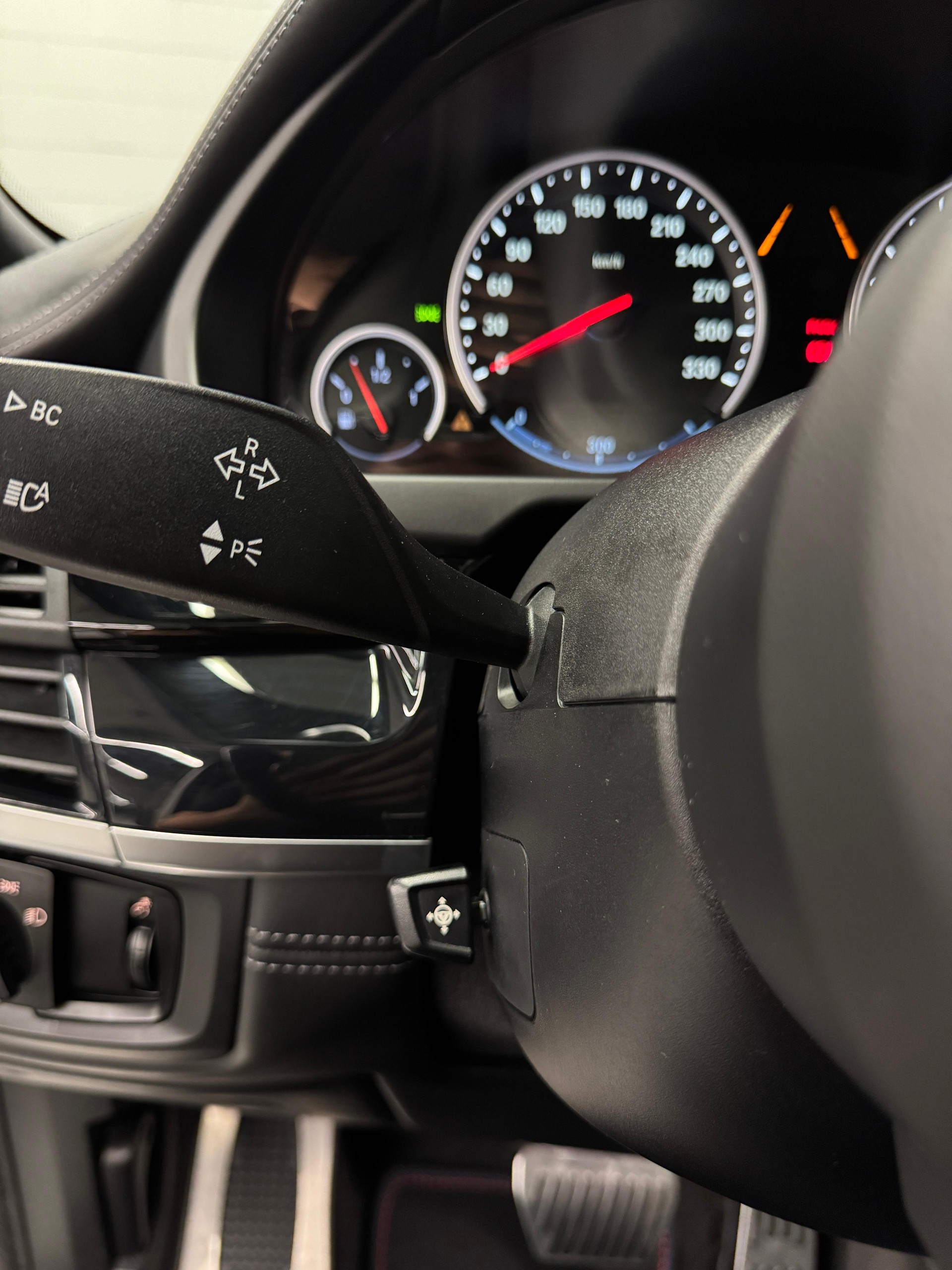 BMW X6M Limited White Black Performance Steptronic Aktionleasing ab 499.--image-21