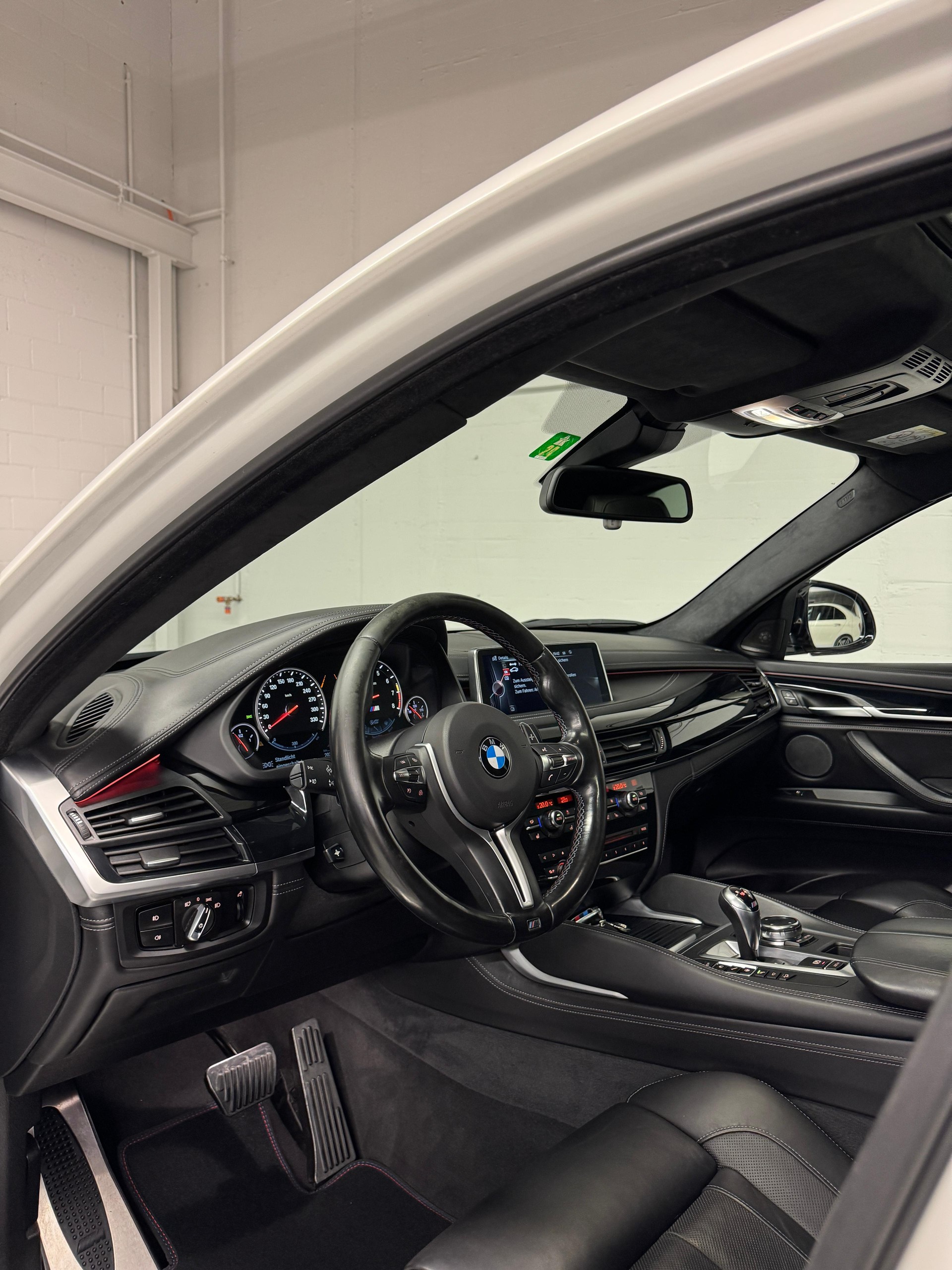 BMW X6M Limited White Black Performance Steptronic Aktionleasing ab 499.--image-20