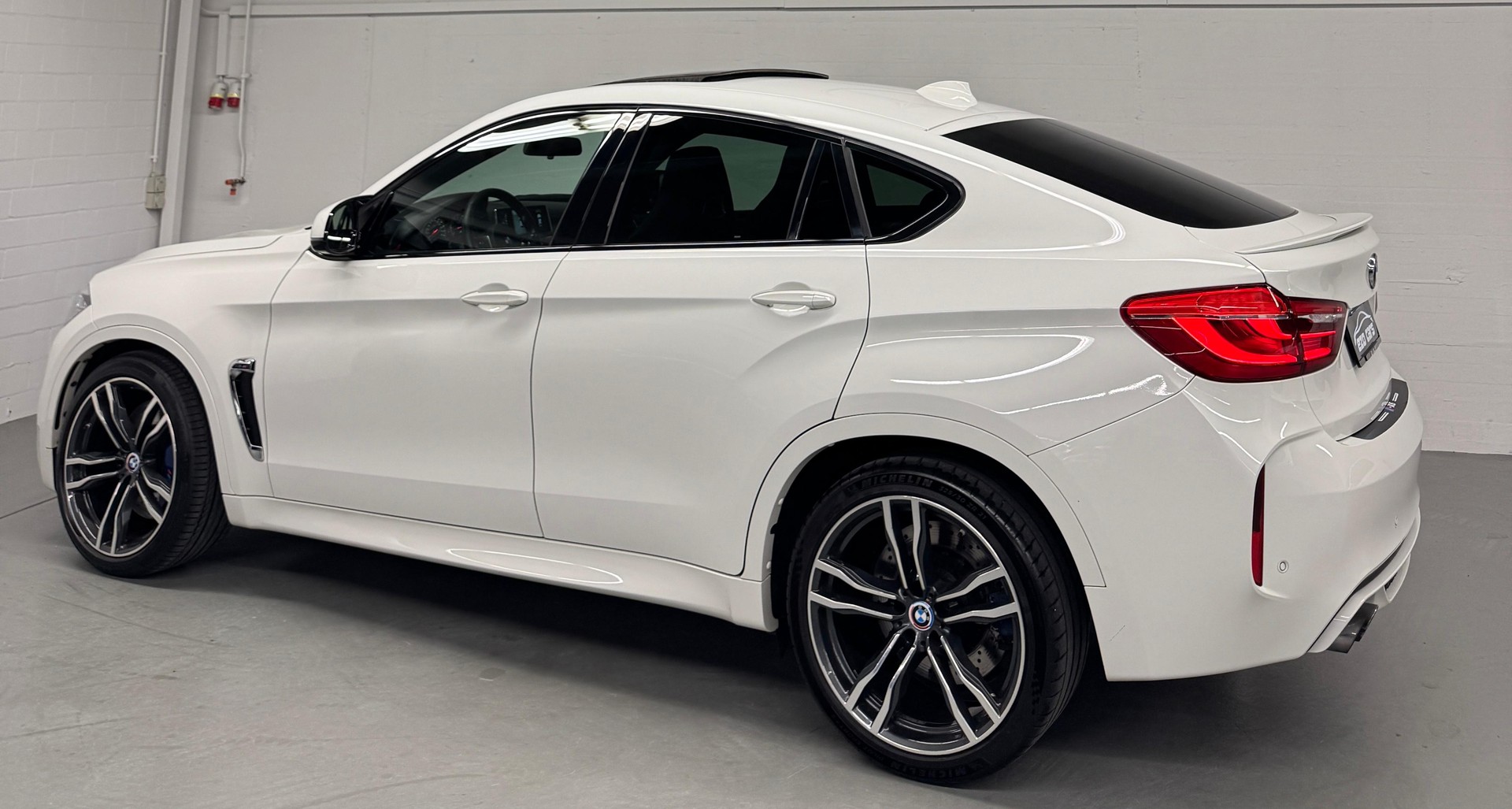 BMW X6M Limited White Black Performance Steptronic Aktionleasing ab 499.--image-8