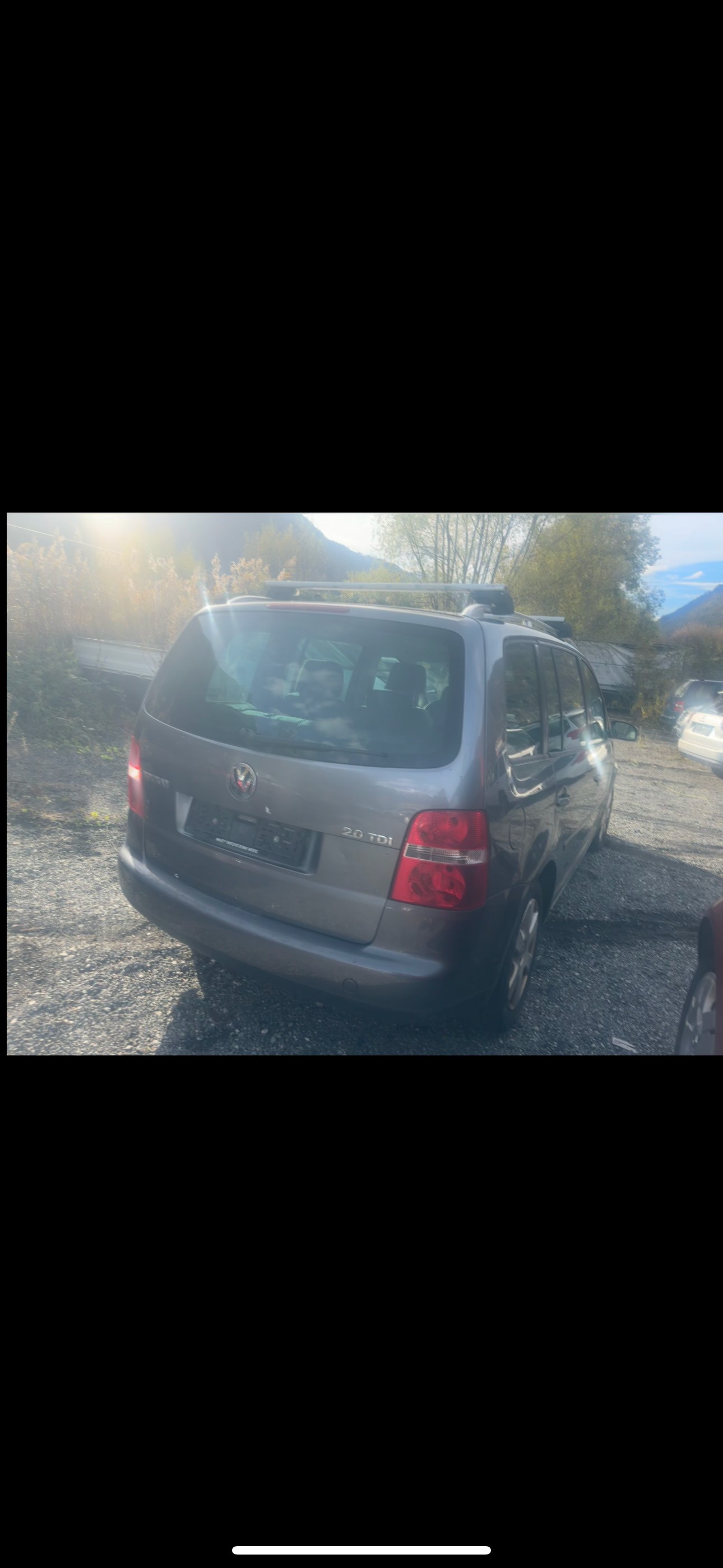 VW Touran 2.0 TDI Highline-image-13
