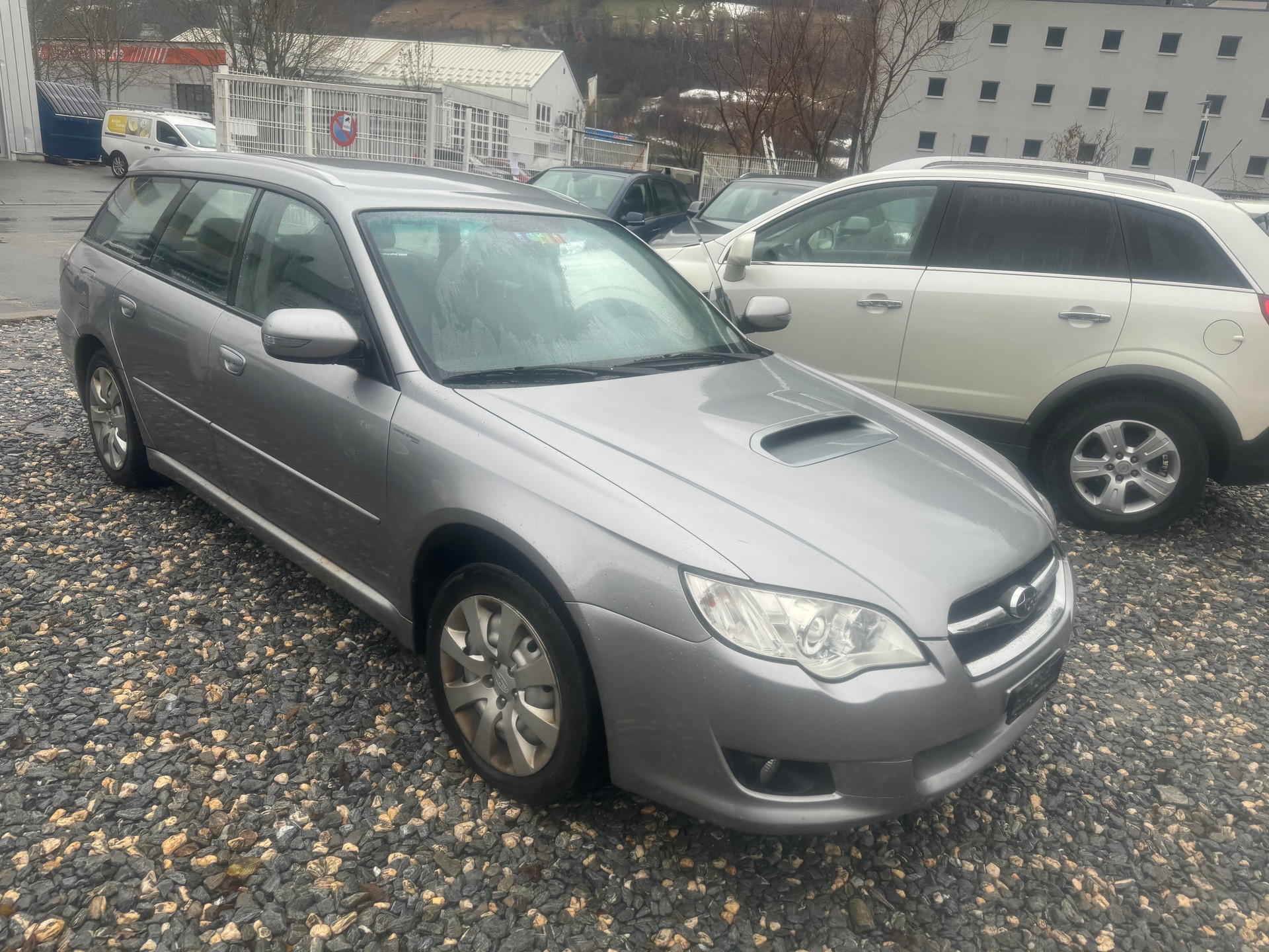 SUBARU Legacy 2.0D AWD Swiss-image-5