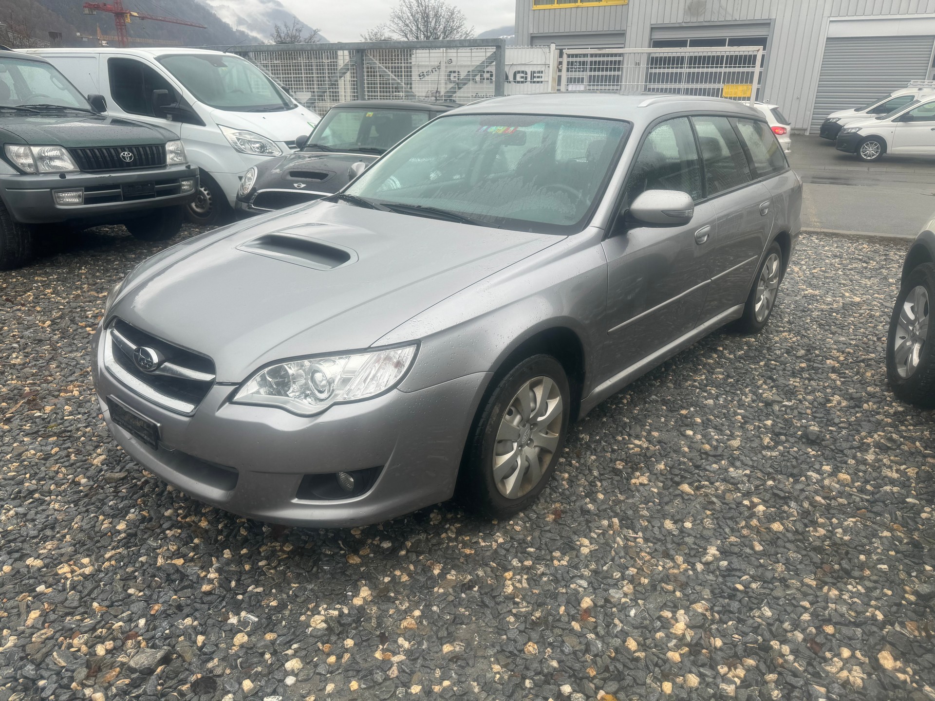 SUBARU Legacy 2.0D AWD Swiss-image-9