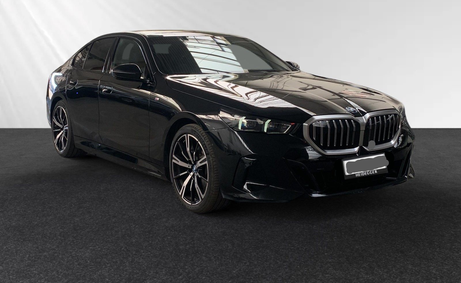 BMW 530e M Sport Steptronic-image-0