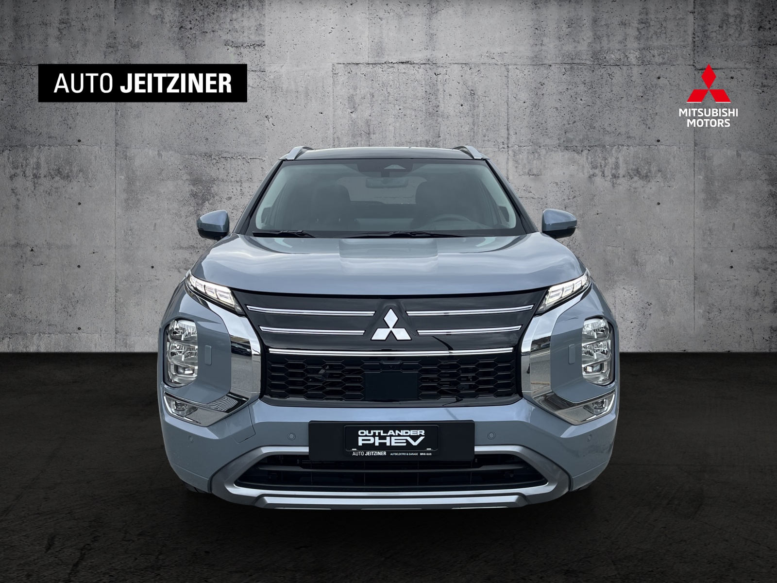 MITSUBISHI 2.4 PHEV Instyle 4x4-image-6