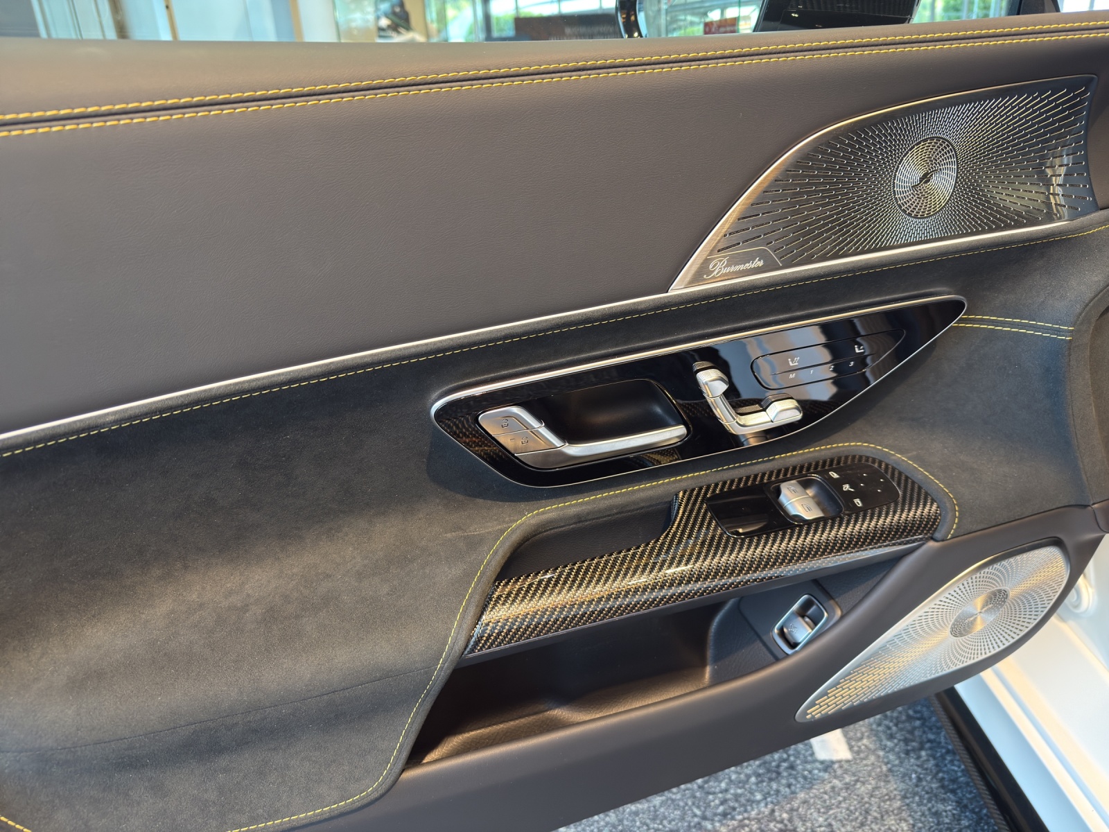MERCEDES-BENZ AMG GT 63 4Matic+ Executive Edition-image-12