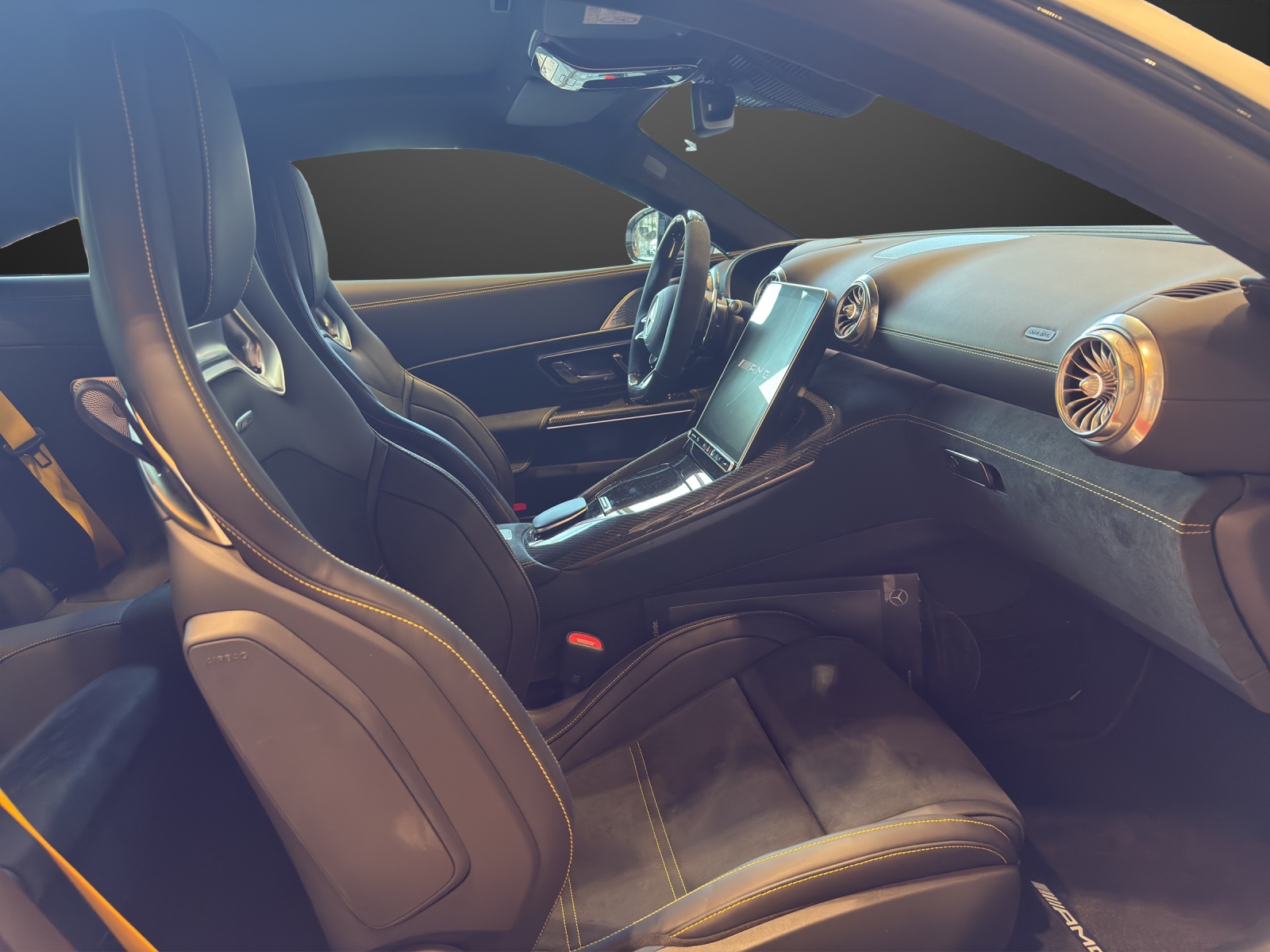 MERCEDES-BENZ AMG GT 63 4Matic+ Executive Edition-image-11