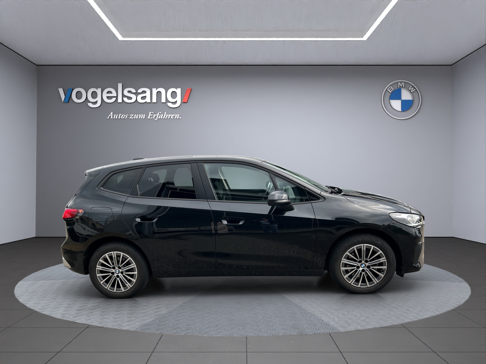 BMW 218d Active Tourer DKG-image-18
